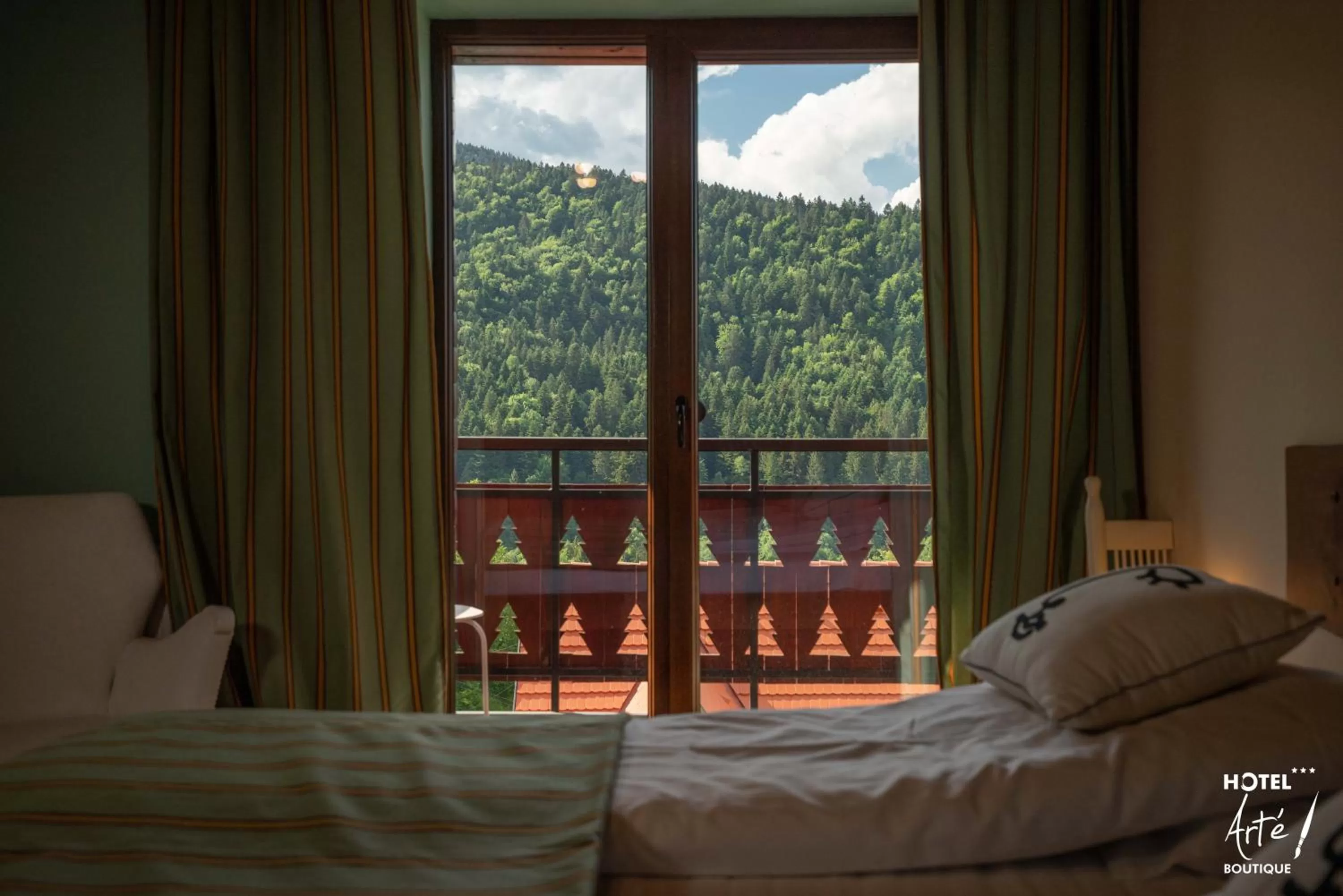 View (from property/room), Bed in Art'e Boutique Hotel