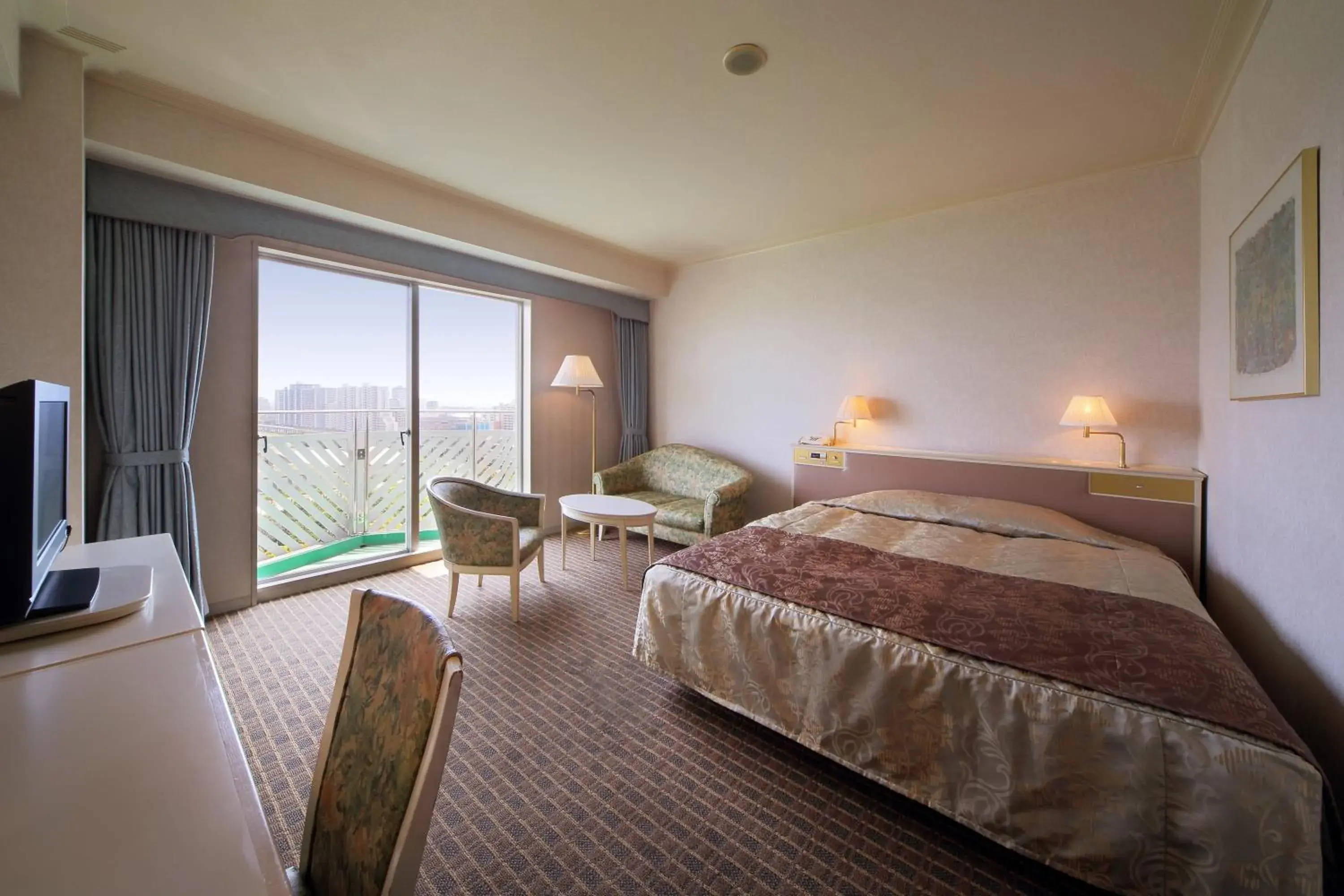 Deluxe Double Room - single occupancy - Smoking in Hotel Springs Makuhari Deluxe Double Room - single occupancy - Smoking in Hotel Springs Makuhari