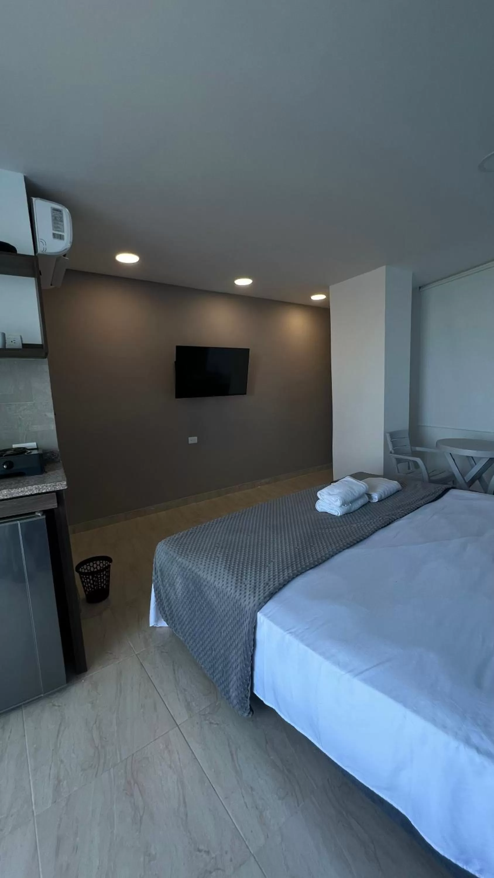 Bed in Bahia 79 Apartasuites Cerca al Centro