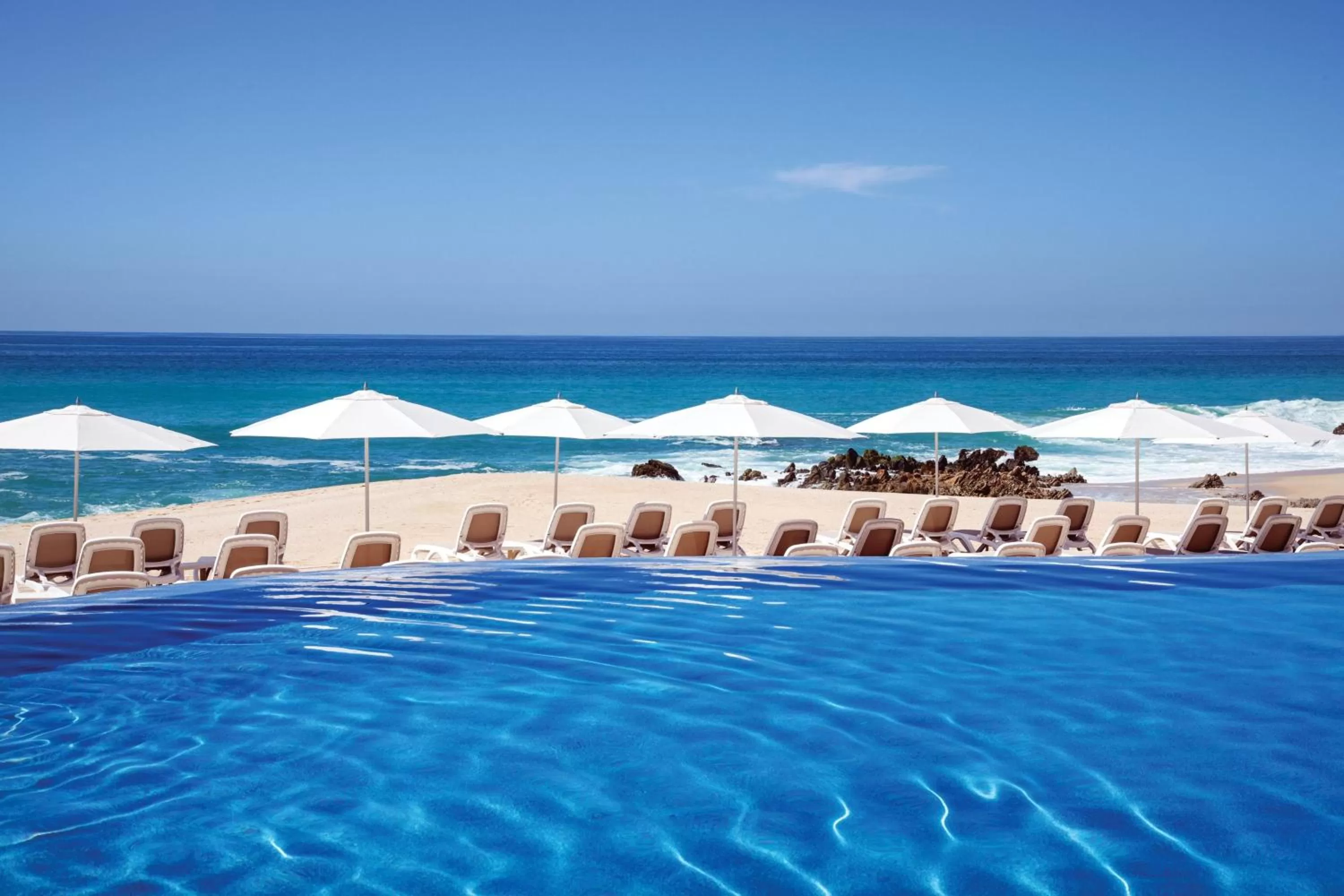 Swimming pool in The Westin Los Cabos Resort Villas