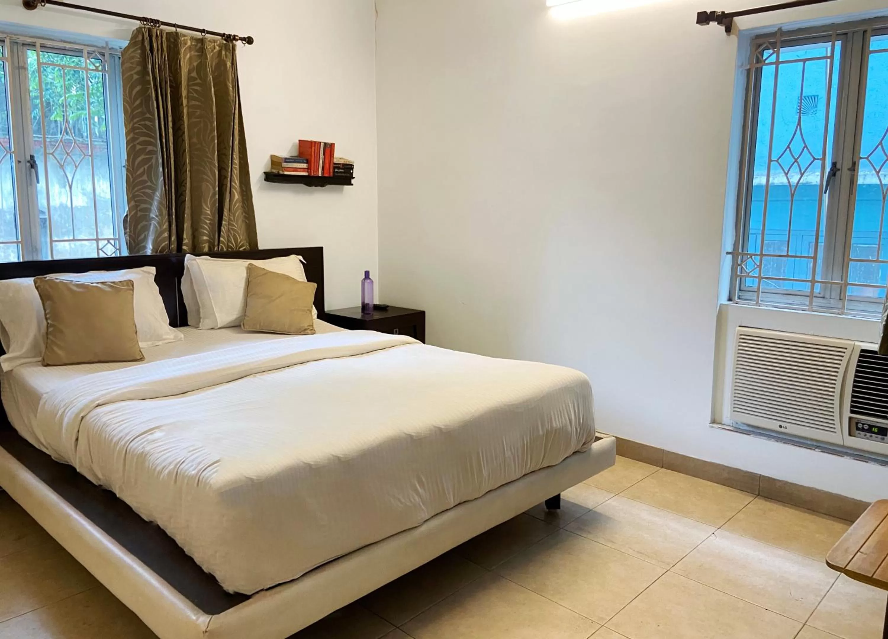 Bedroom, Bed in The Aster Homestay - Bedrooms & Apartments