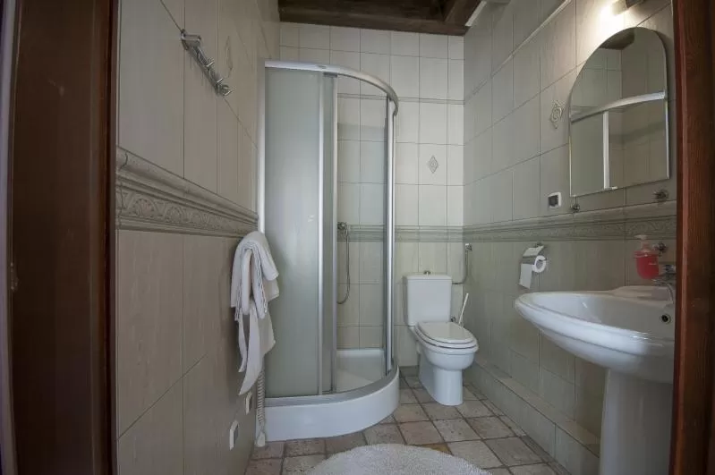 Bathroom in Hotel Restauracja Pod Parowozem