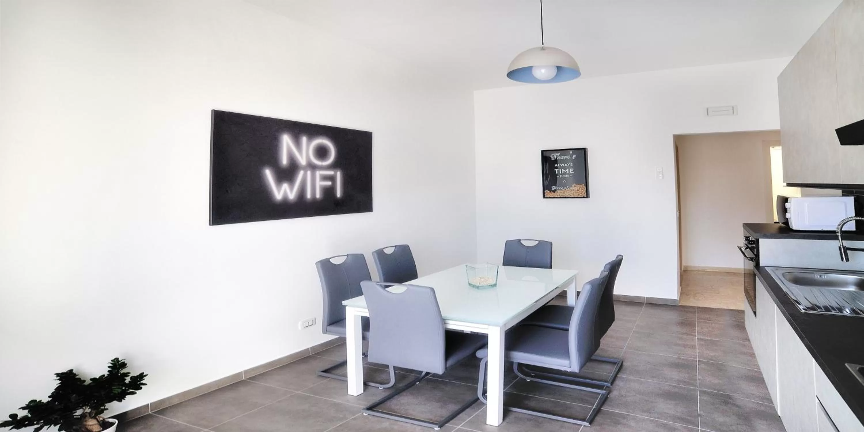 Seating area, Dining Area in B&B Donna Maria