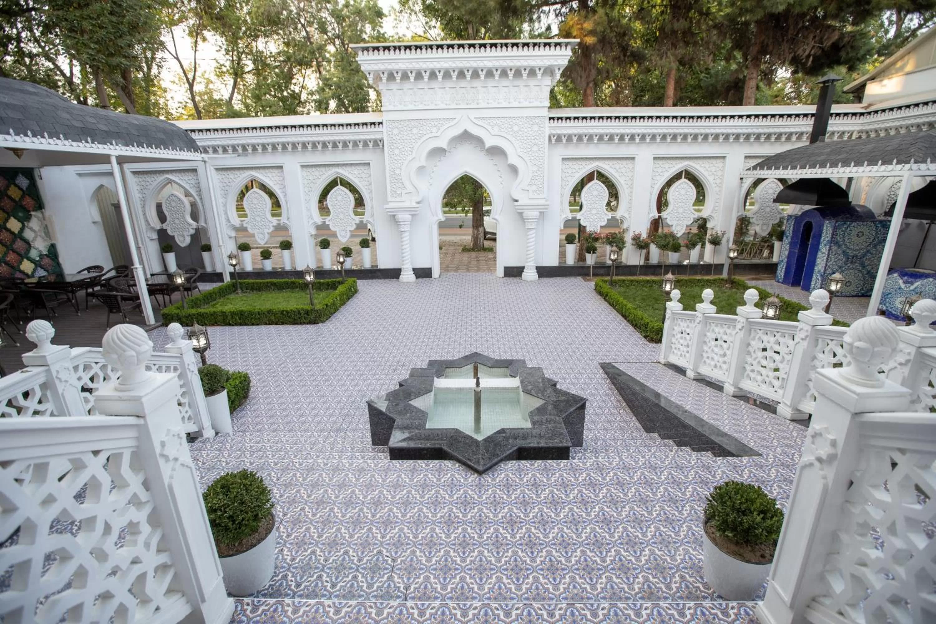 Inner courtyard view in The Shahar