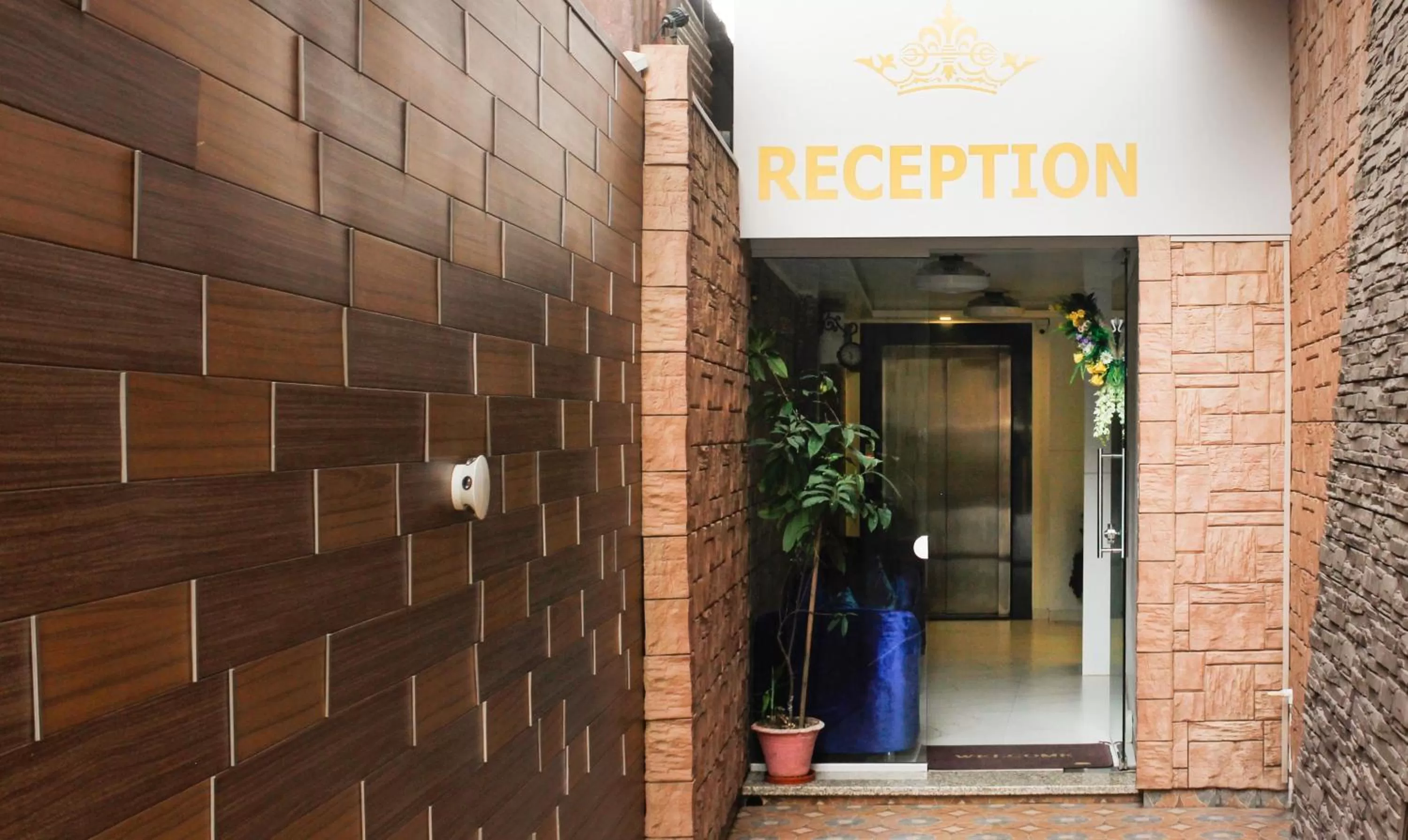 Breakfast in Hotel Planet Four