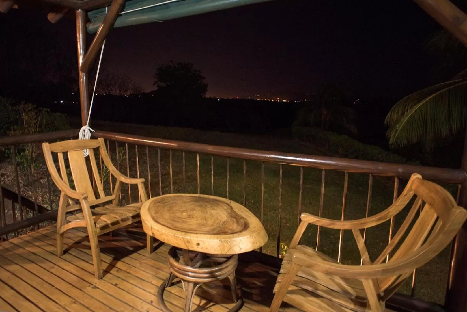 Night, Balcony/Terrace in Las Cabañas Encantadas de Nindirí