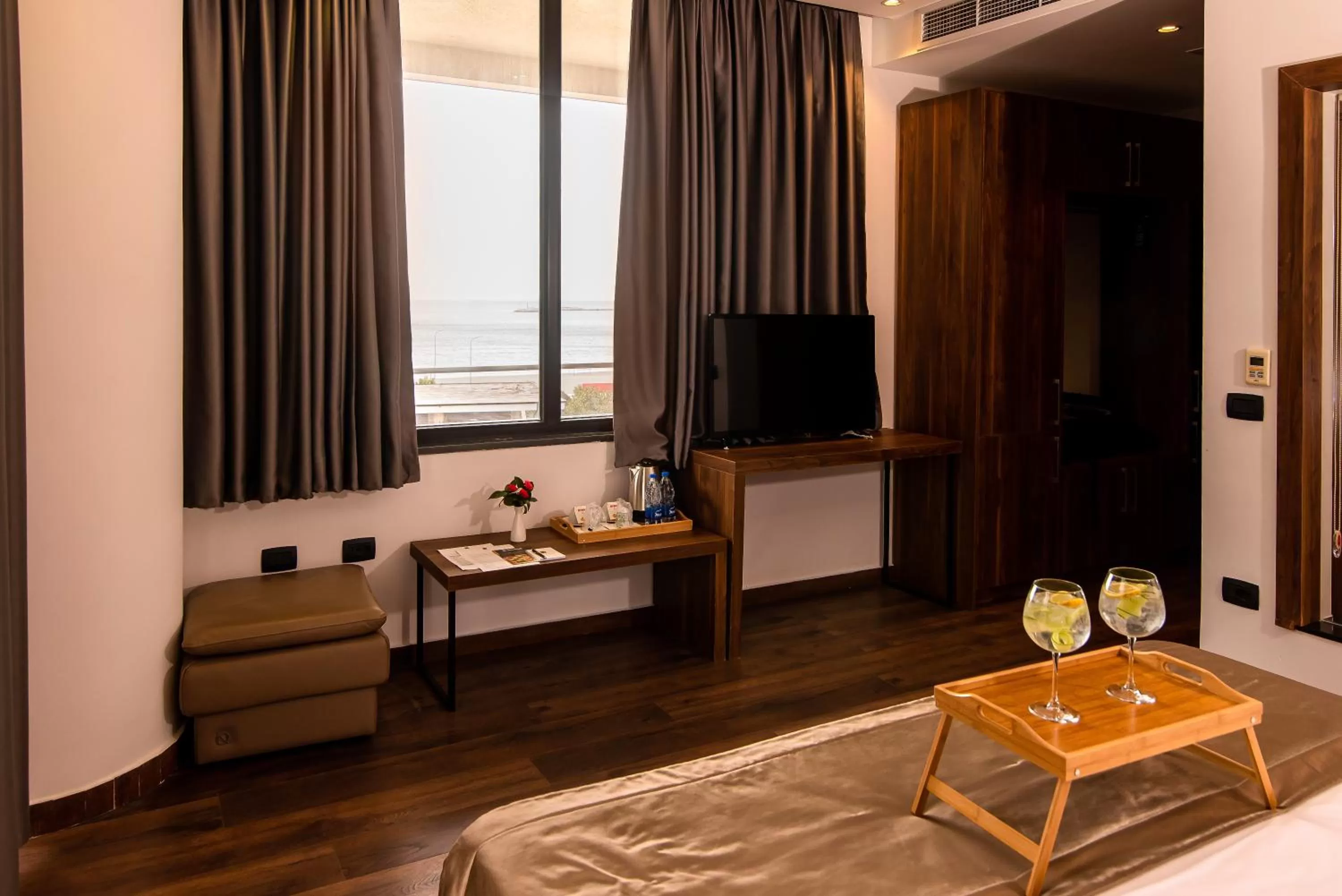 Seating Area in Deluxe & Executive SPA by Rafaelo