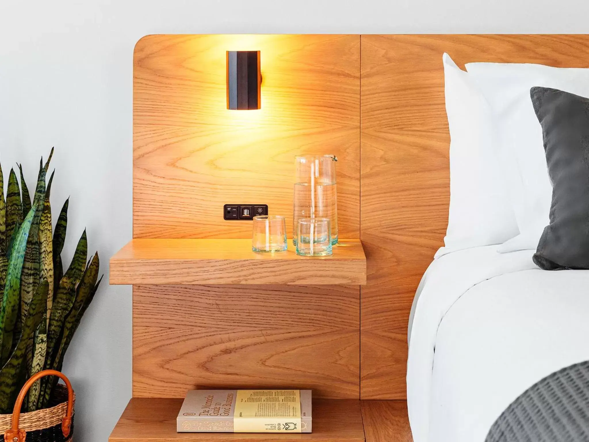 Spacious King City View in Hotel June West LA, a Member of Design Hotels Spacious King City View in Hotel June West LA, a Member of Design Hotels