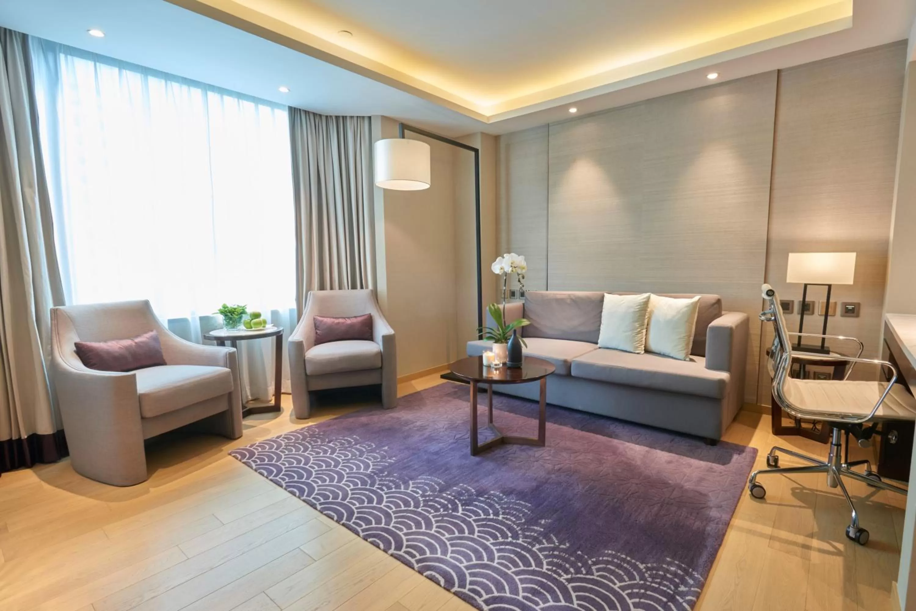 Decorative detail in Wharney Hotel