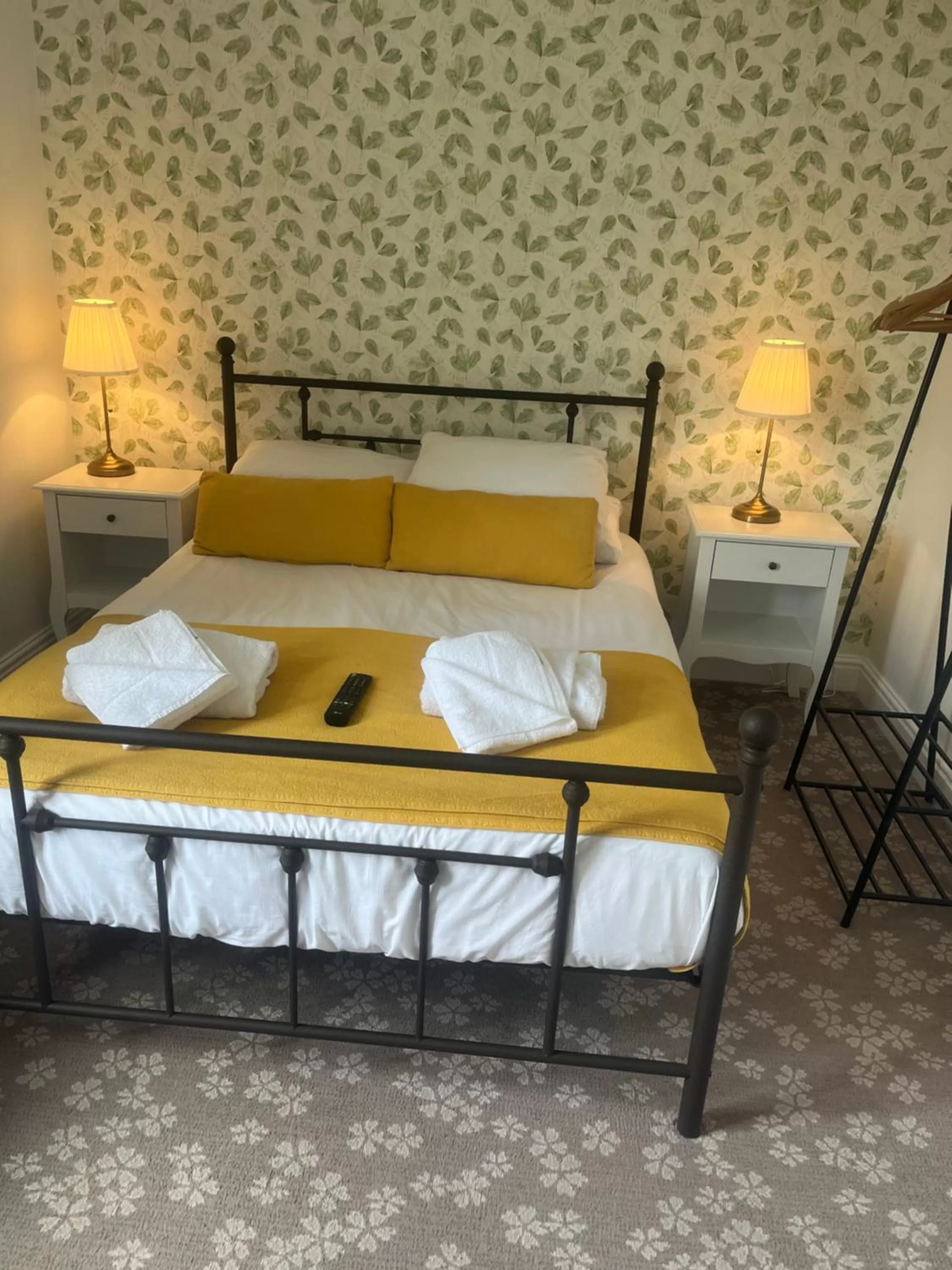 Bed in Penny Farthing Hotel & Cottages