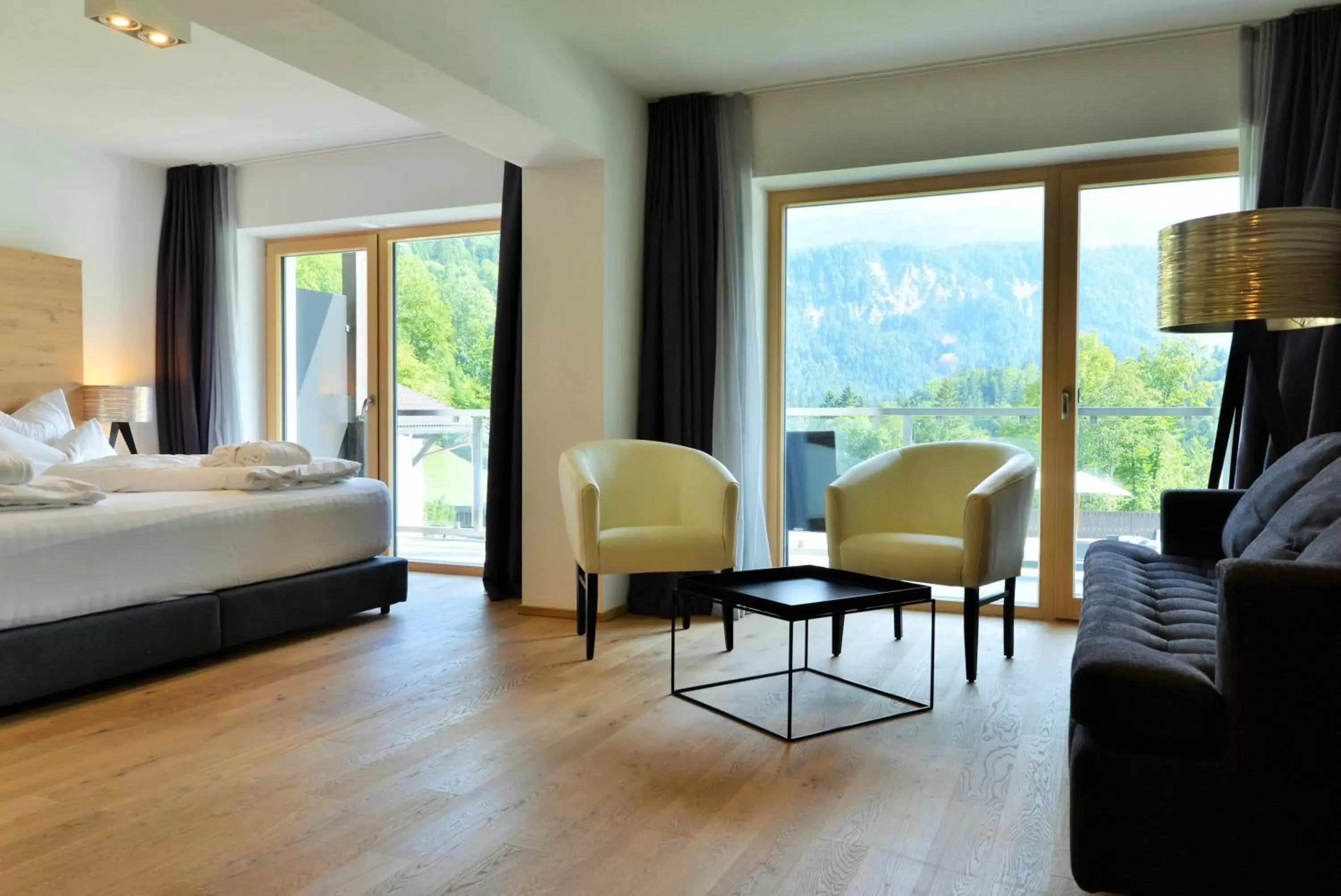 Junior Suite with Panoramic View and Balcony - single occupancy in Das Graseck - mountain hideaway & health care Junior Suite with Panoramic View and Balcony - single occupancy in Das Graseck - mountain hideaway & health care