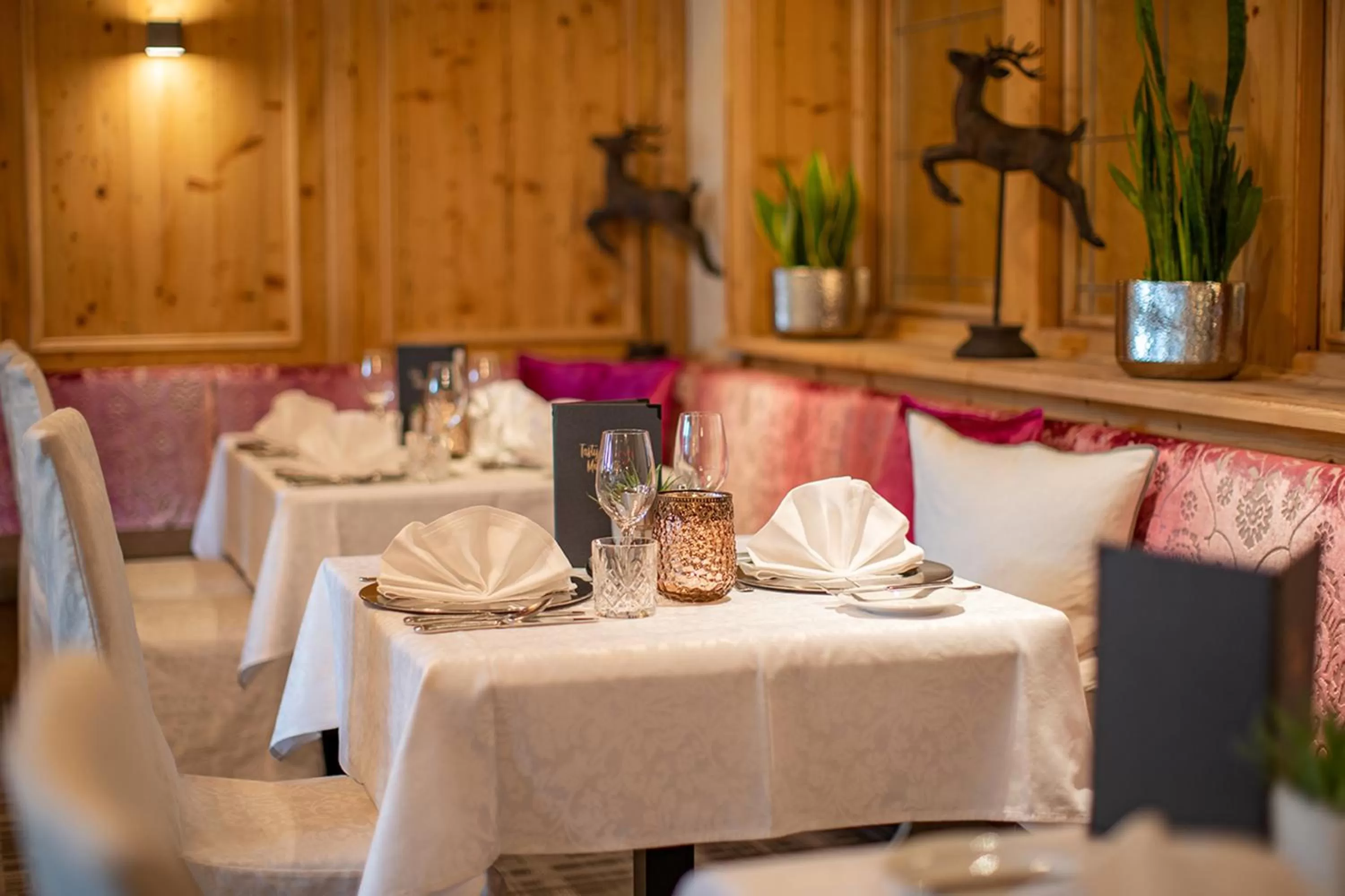 Restaurant/places to eat in Superior Sport und Familienresort Alpenblick