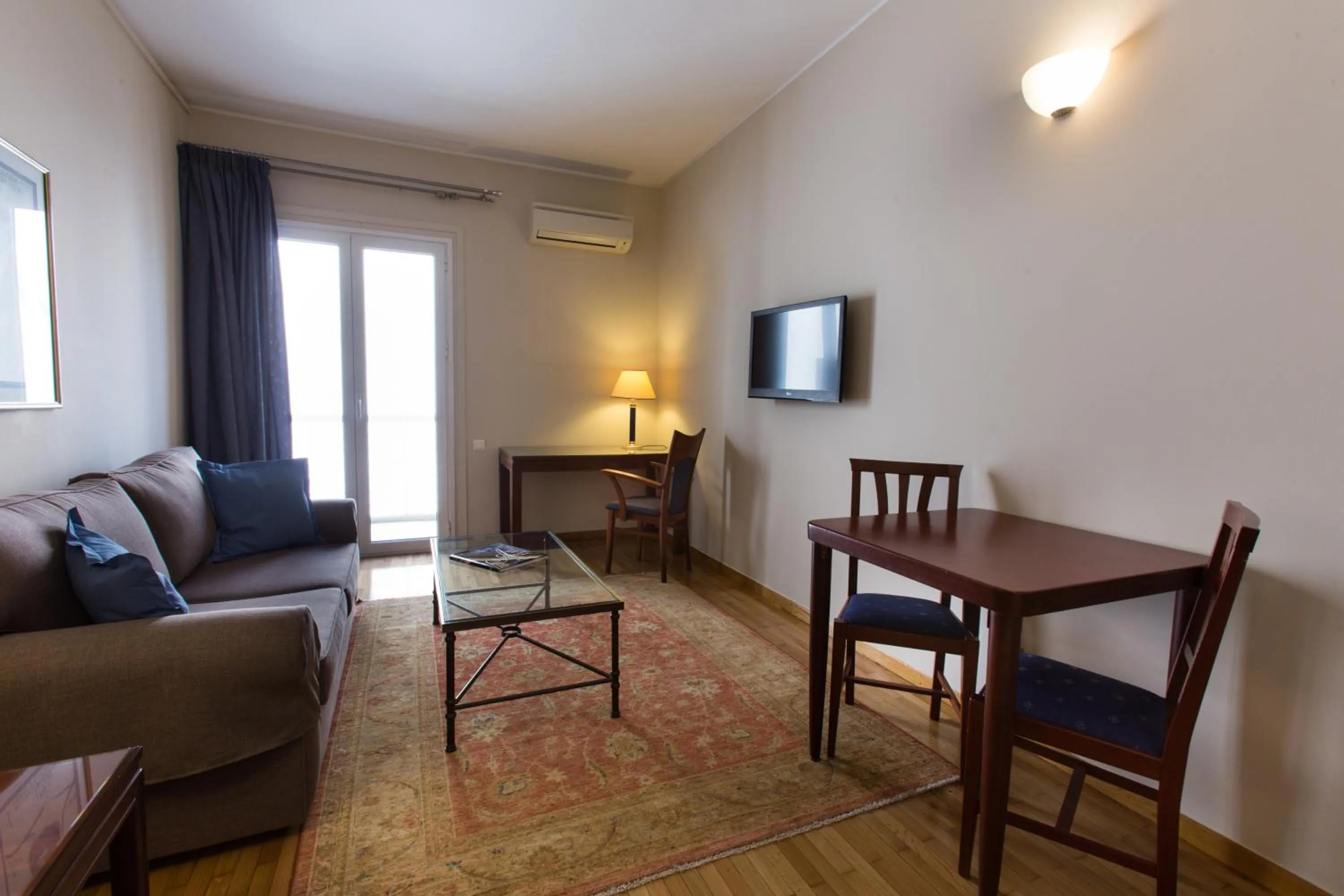 TV and multimedia in Delice Hotel - Family Apartments