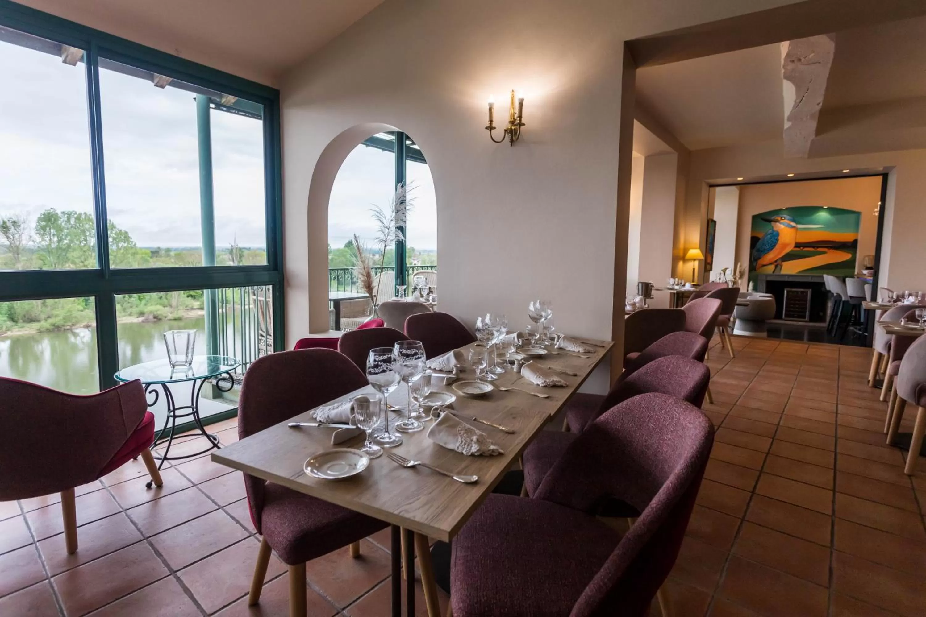 Restaurant/places to eat in CÔTE GARONNE le BALCON DES DAMES -hôtel et restaurant- Tonneins Fauillet Marmande - vue panoramique bord de Garonne chambres climatisées