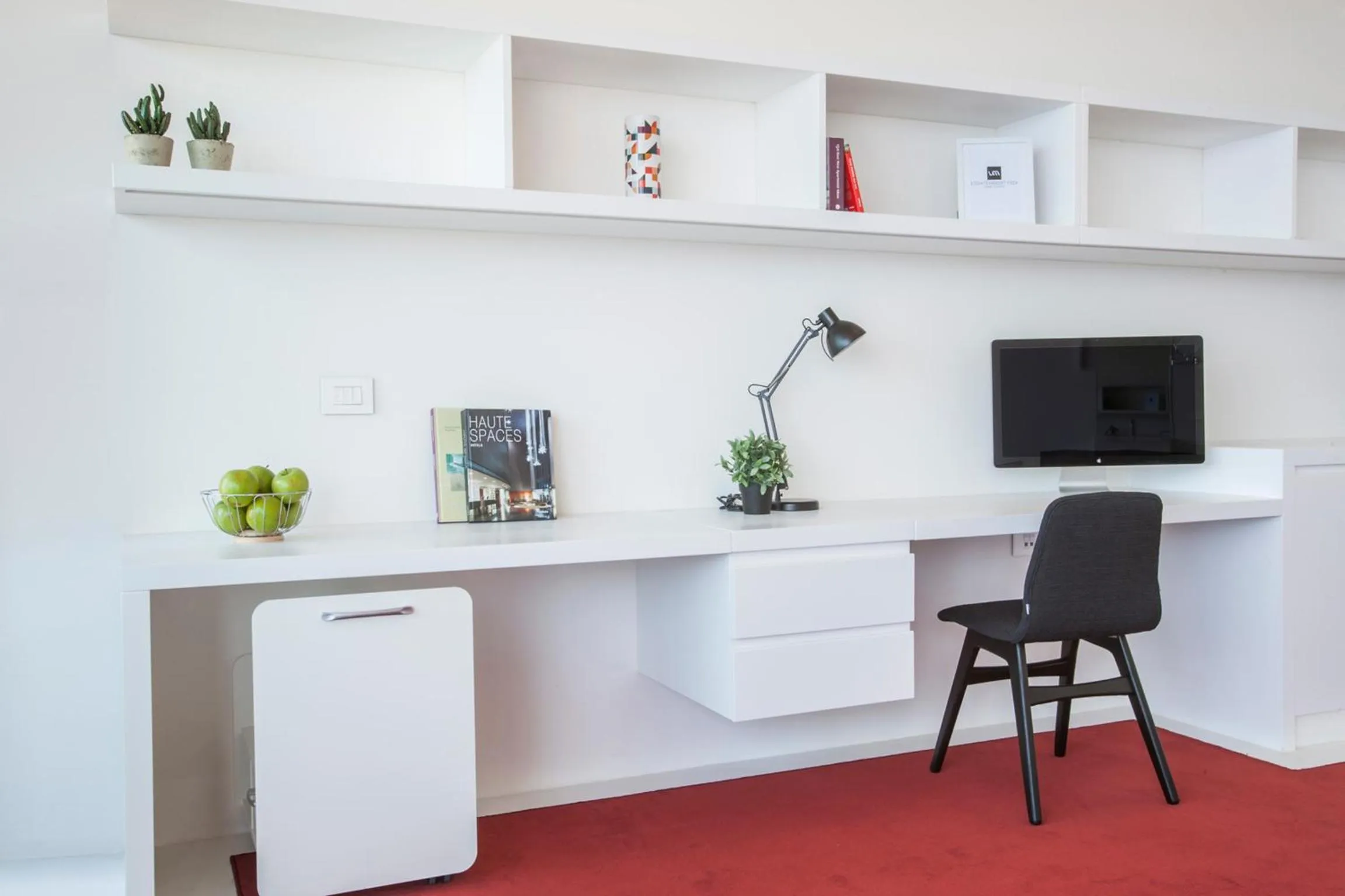 Living room in 1866 Court & Suites Hotel