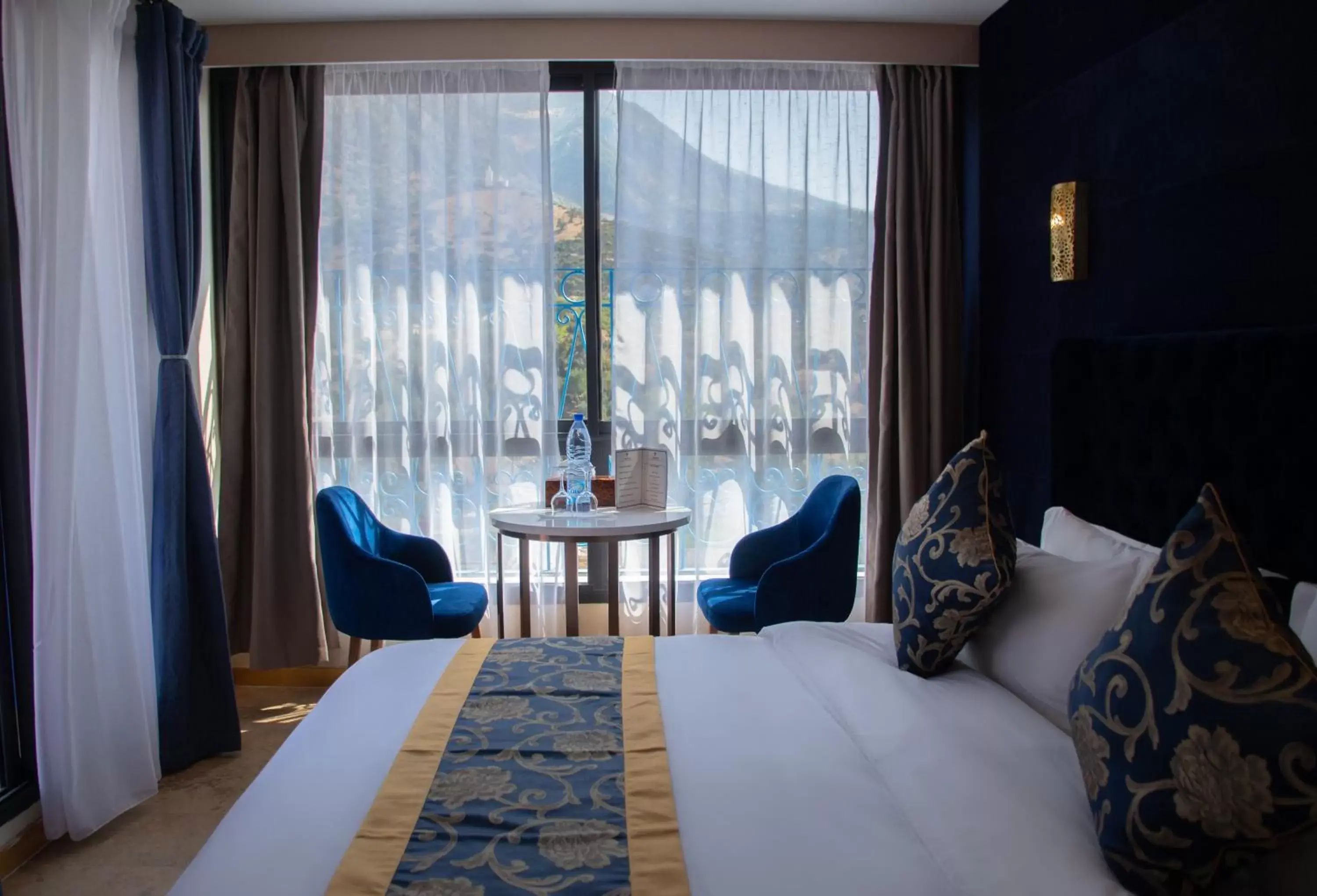 Junior Suite with Balcony in VANCII Hotel Junior Suite with Balcony in VANCII Hotel