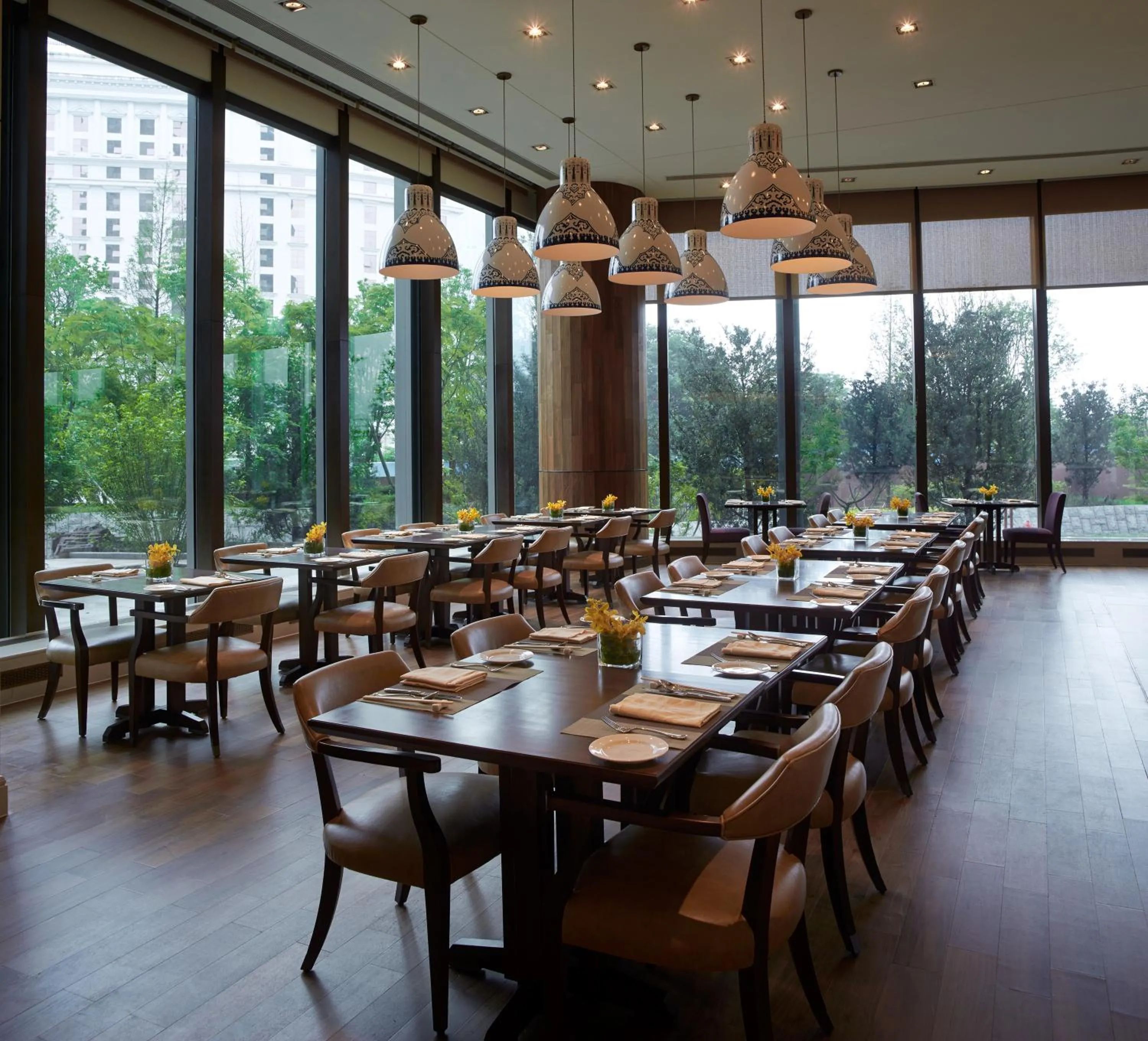 Coffee/tea facilities in Shangri-La Nanchang丨All room offer river views Just one stop from the Pavilion of Prince Teng