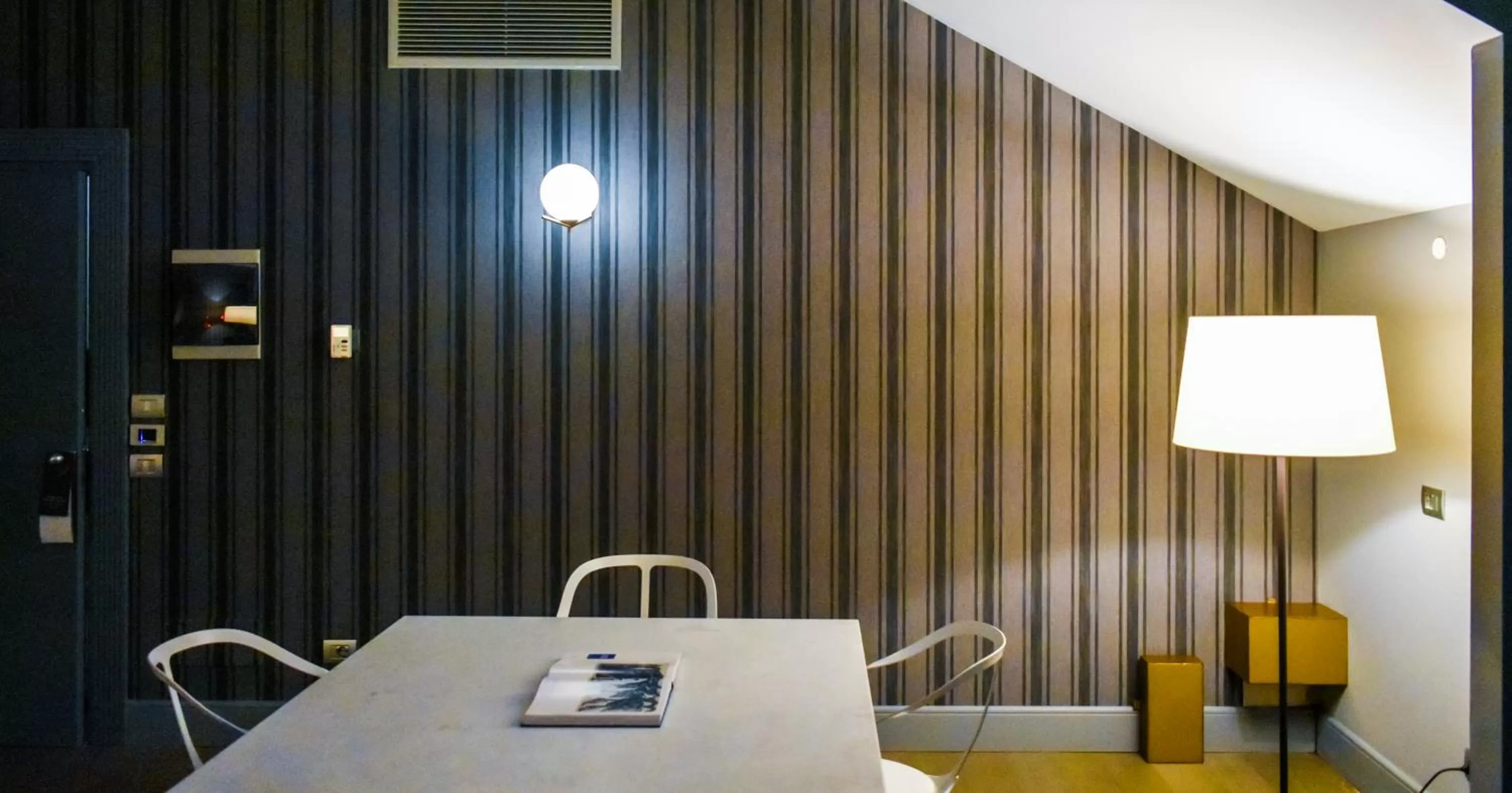 Lounge or bar in Palazzo Cornalia