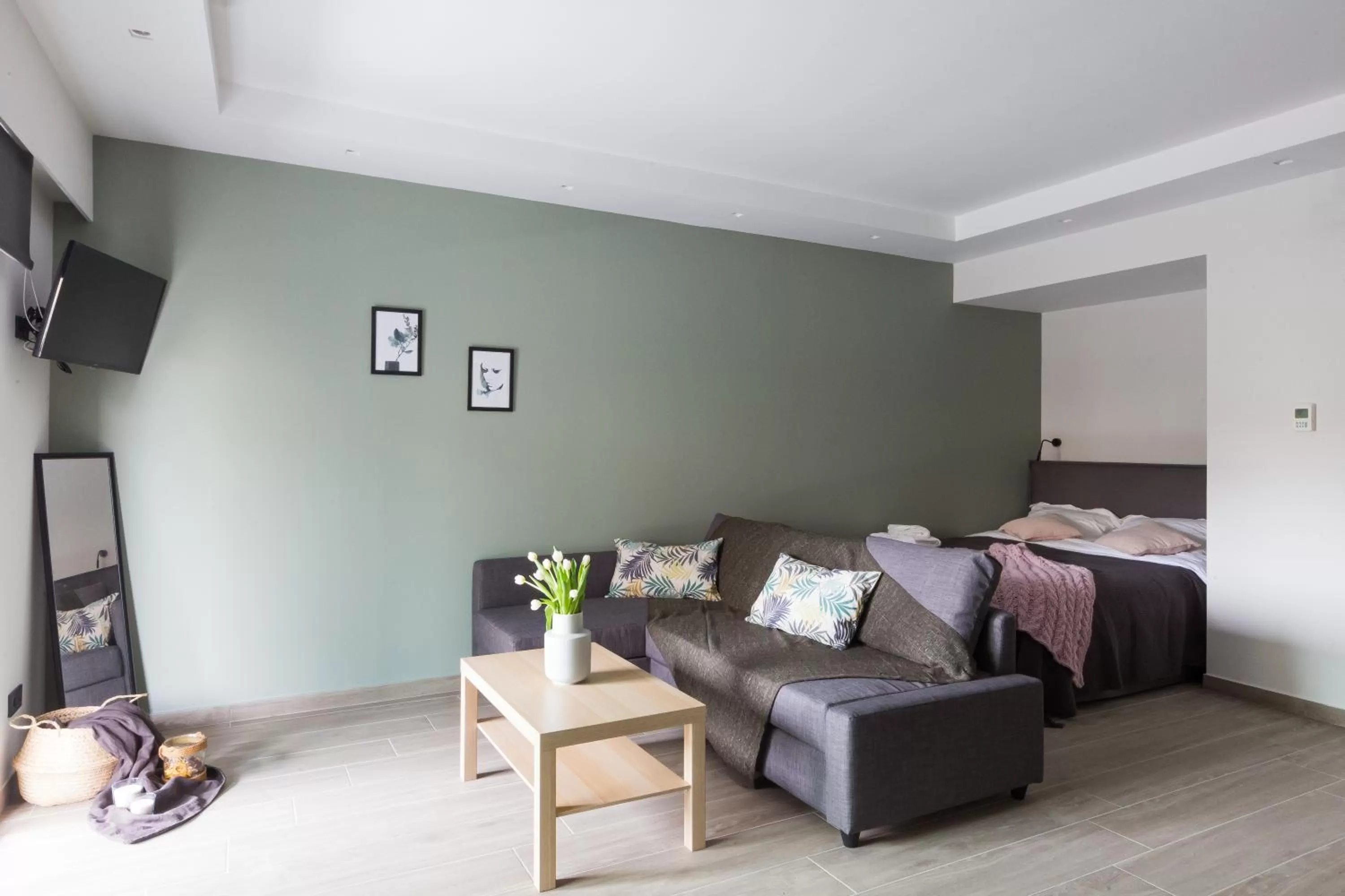 Seating area, Bed in Athenian Central Apartments