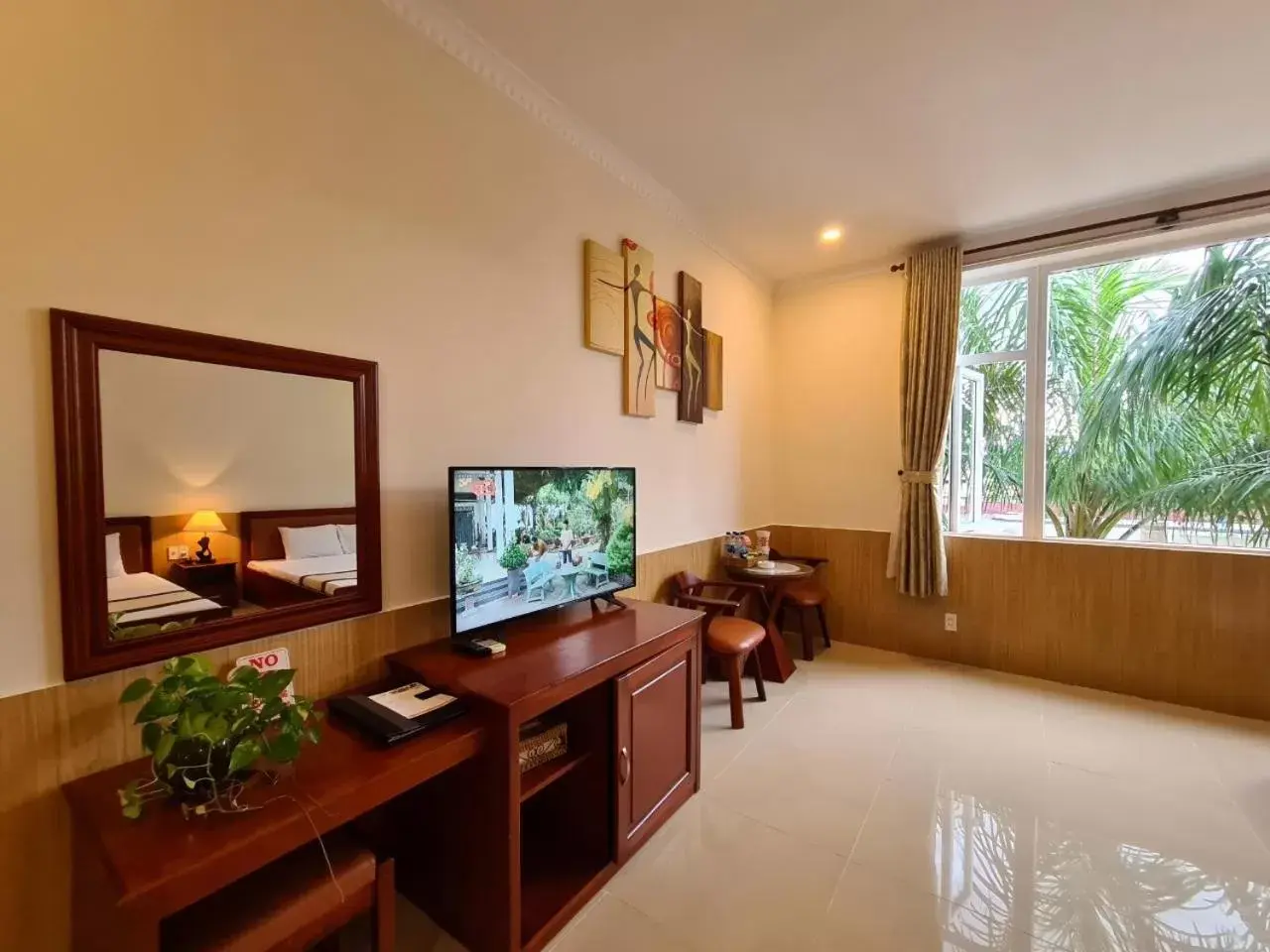 Superior Family Room in Hai Duong Intourco Resort Superior Family Room in Hai Duong Intourco Resort