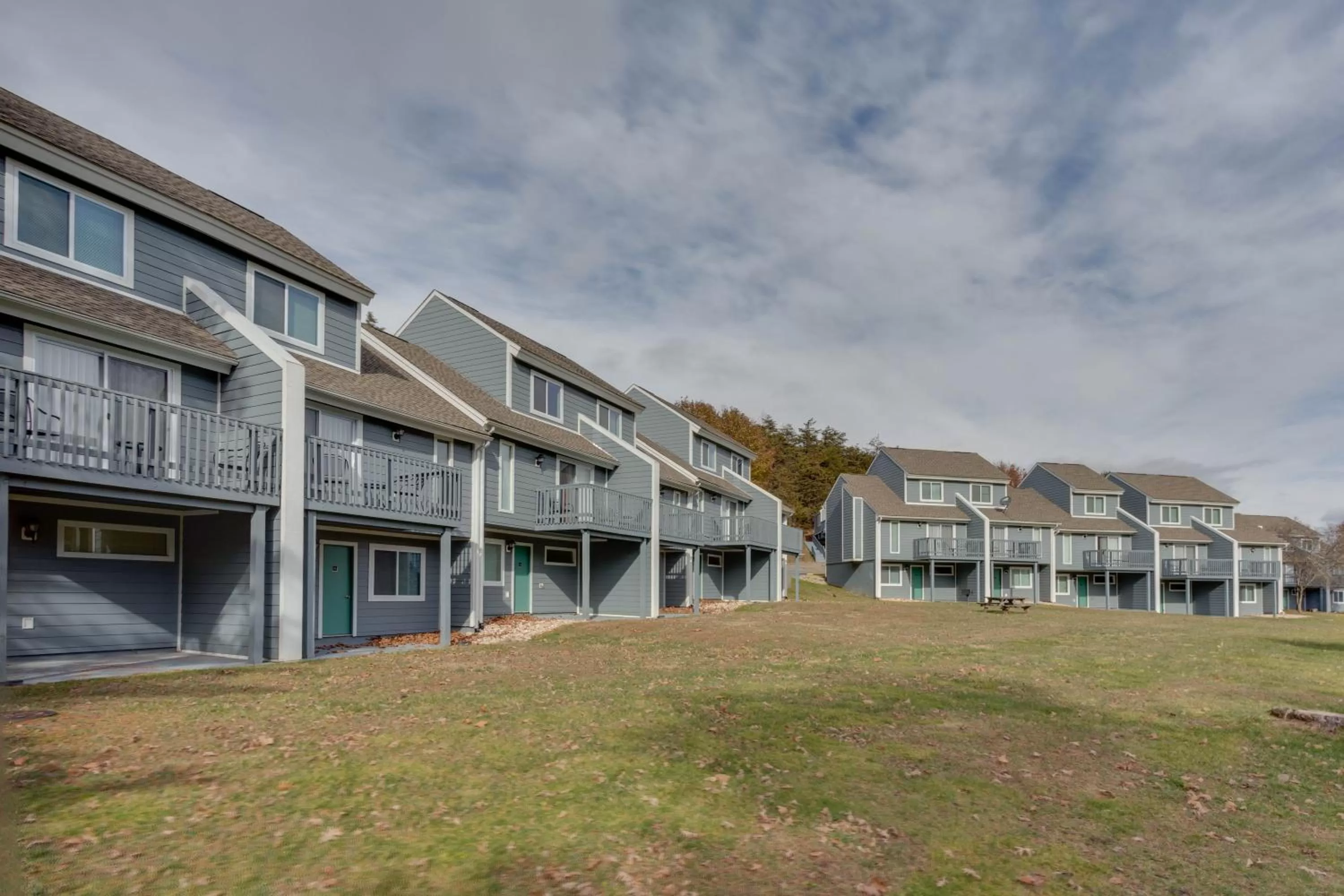 Property building in Chalet High