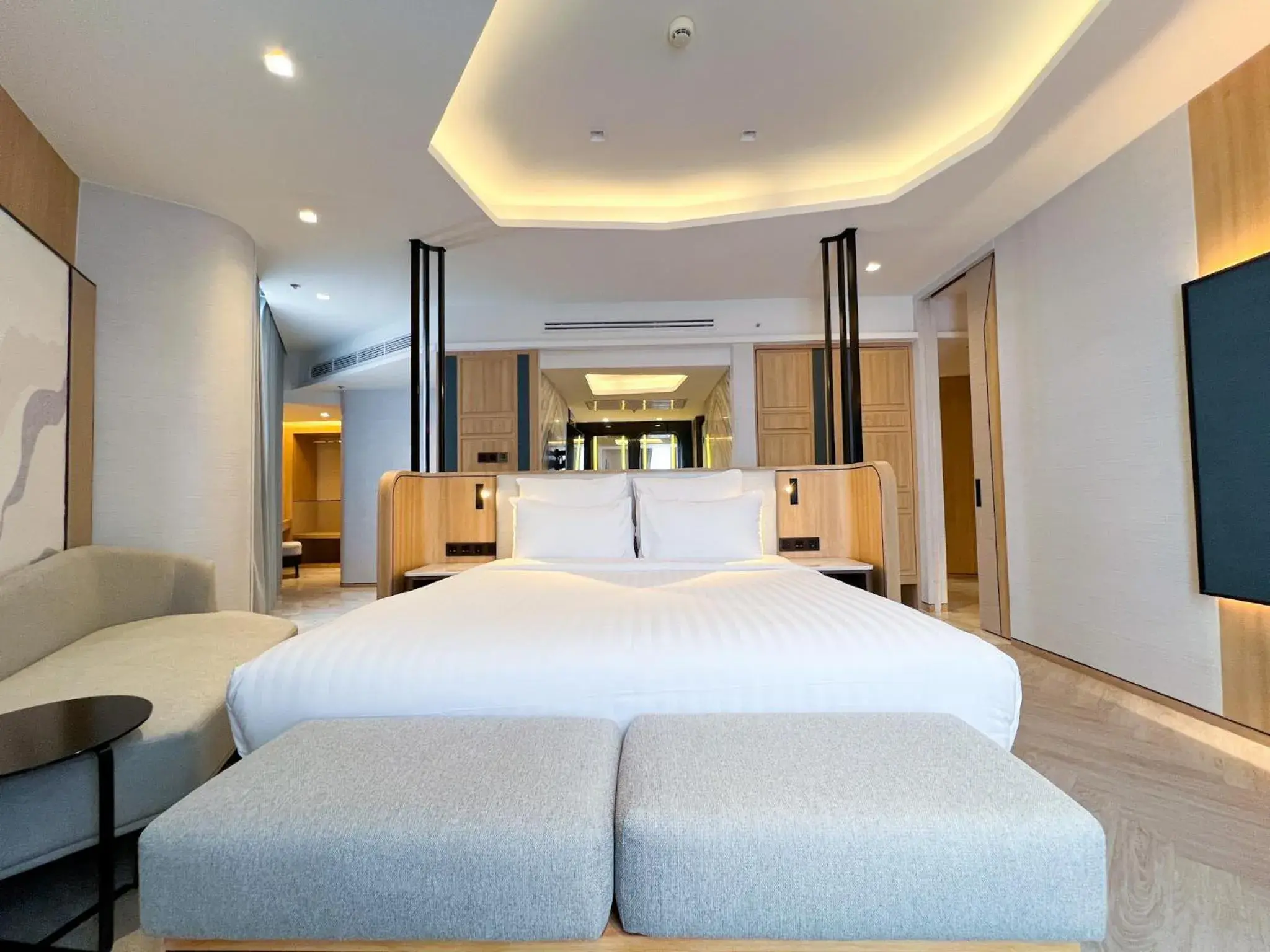 Executive King Suite with Lounge Access in Novotel Rayong Star Convention Centre Executive King Suite with Lounge Access in Novotel Rayong Star Convention Centre