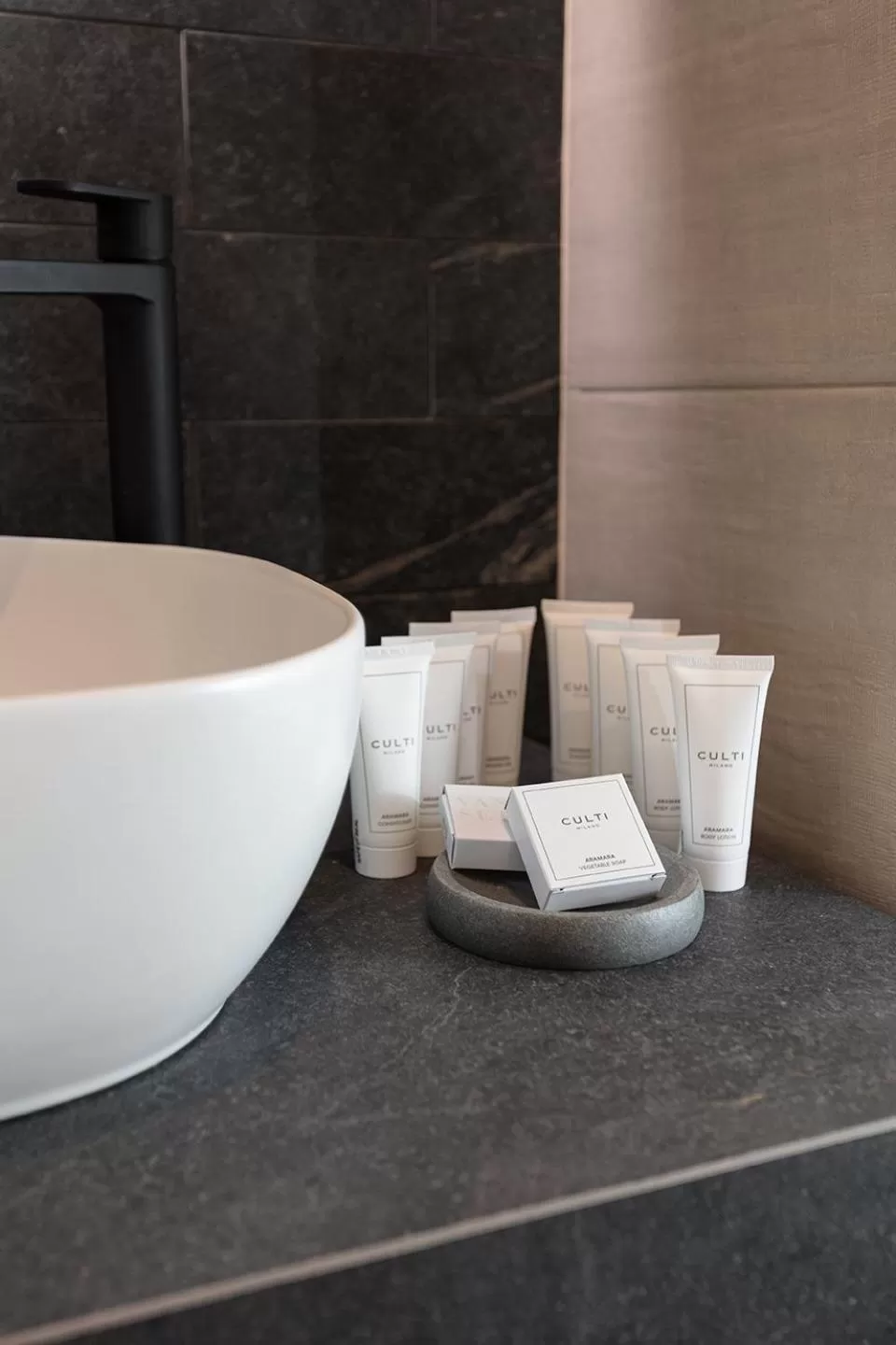 Bathroom in Hotel Poerio 25 Boutique Stay