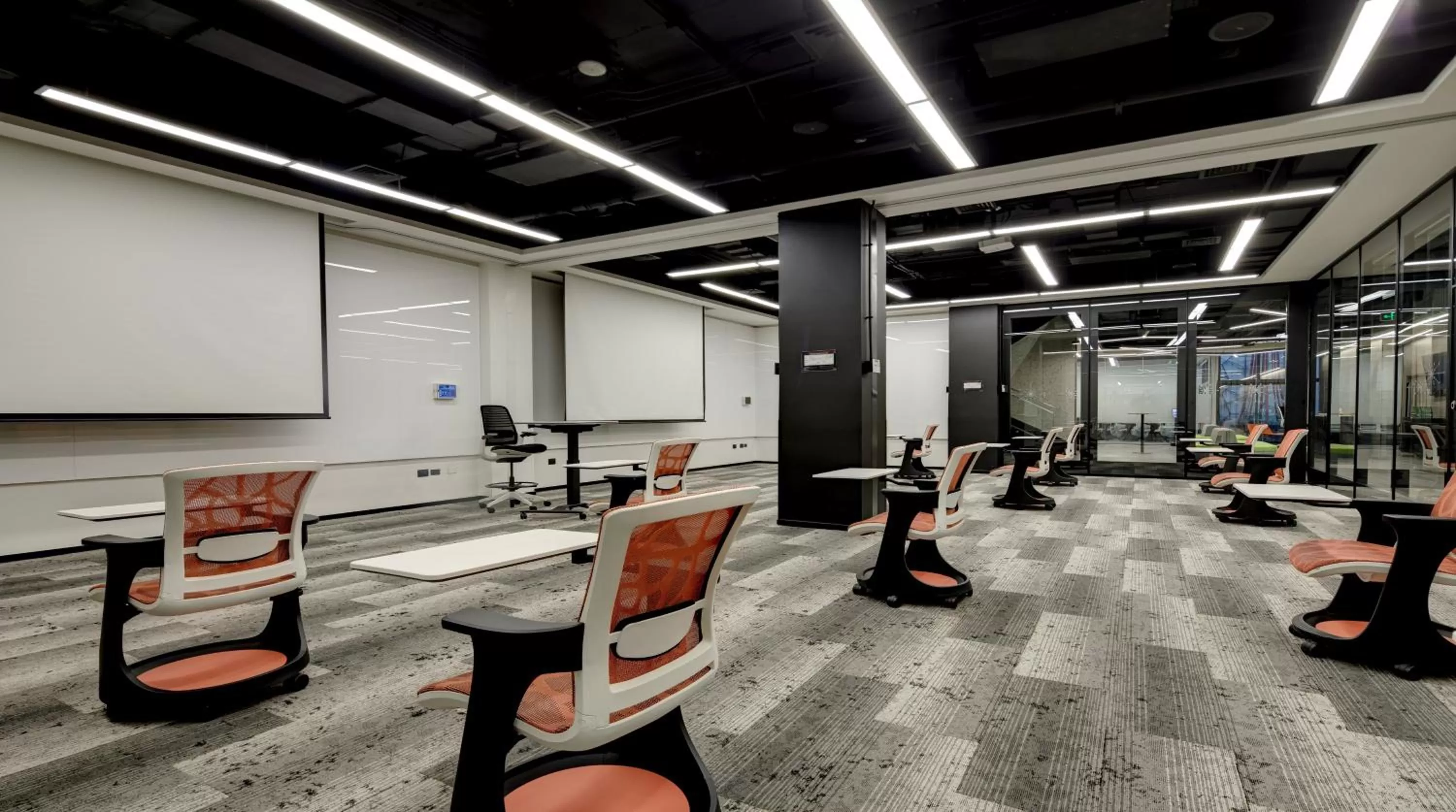 Meeting/conference room in Hotel Nodo - El hotel que respira