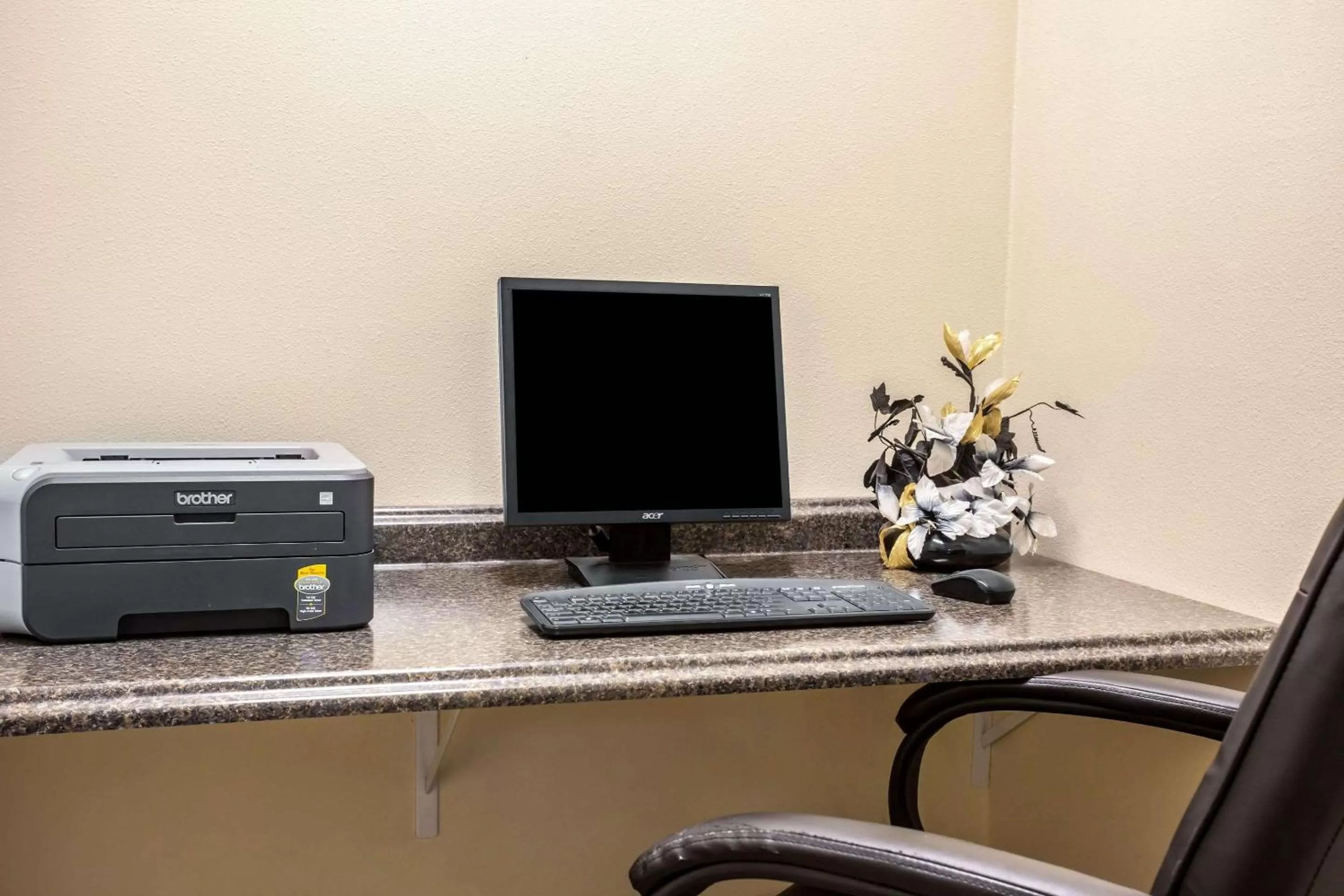 On site in Quality Inn & Suites Federal Way - Seattle