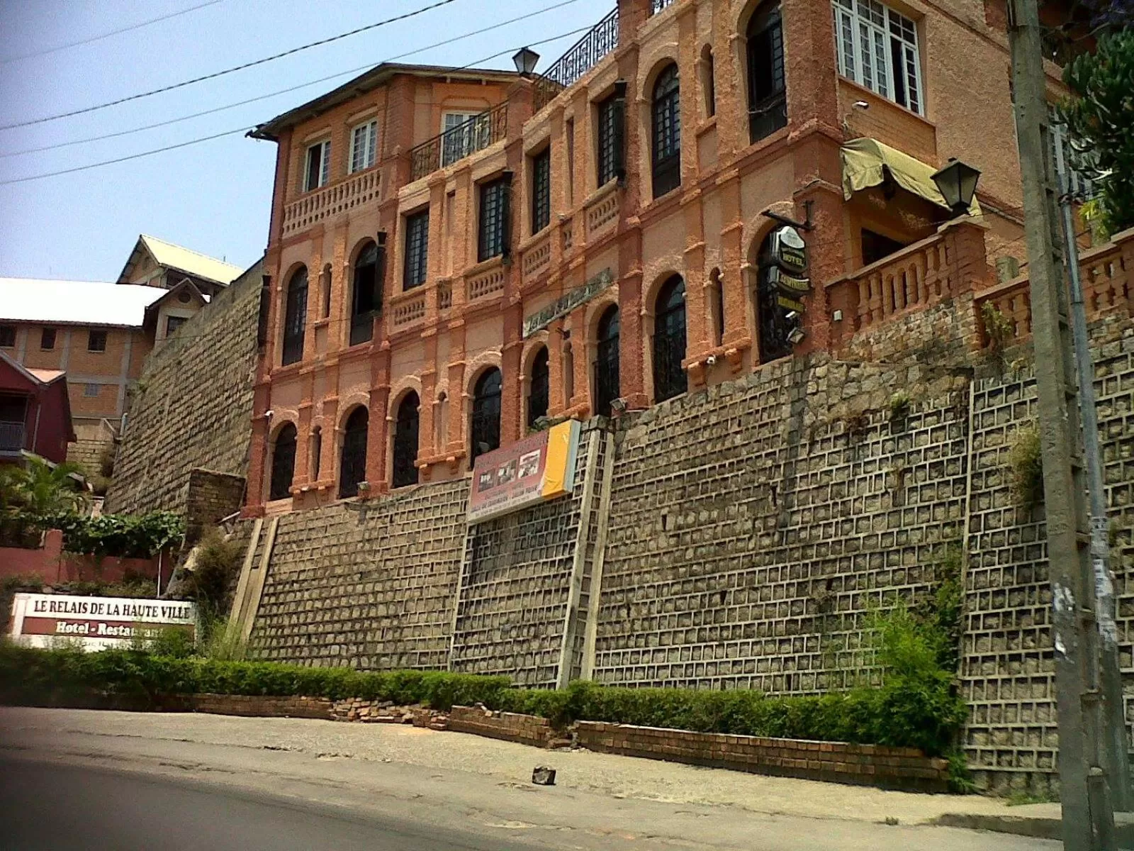 Facade/entrance, Property Building in Relais De La Haute Ville Tana