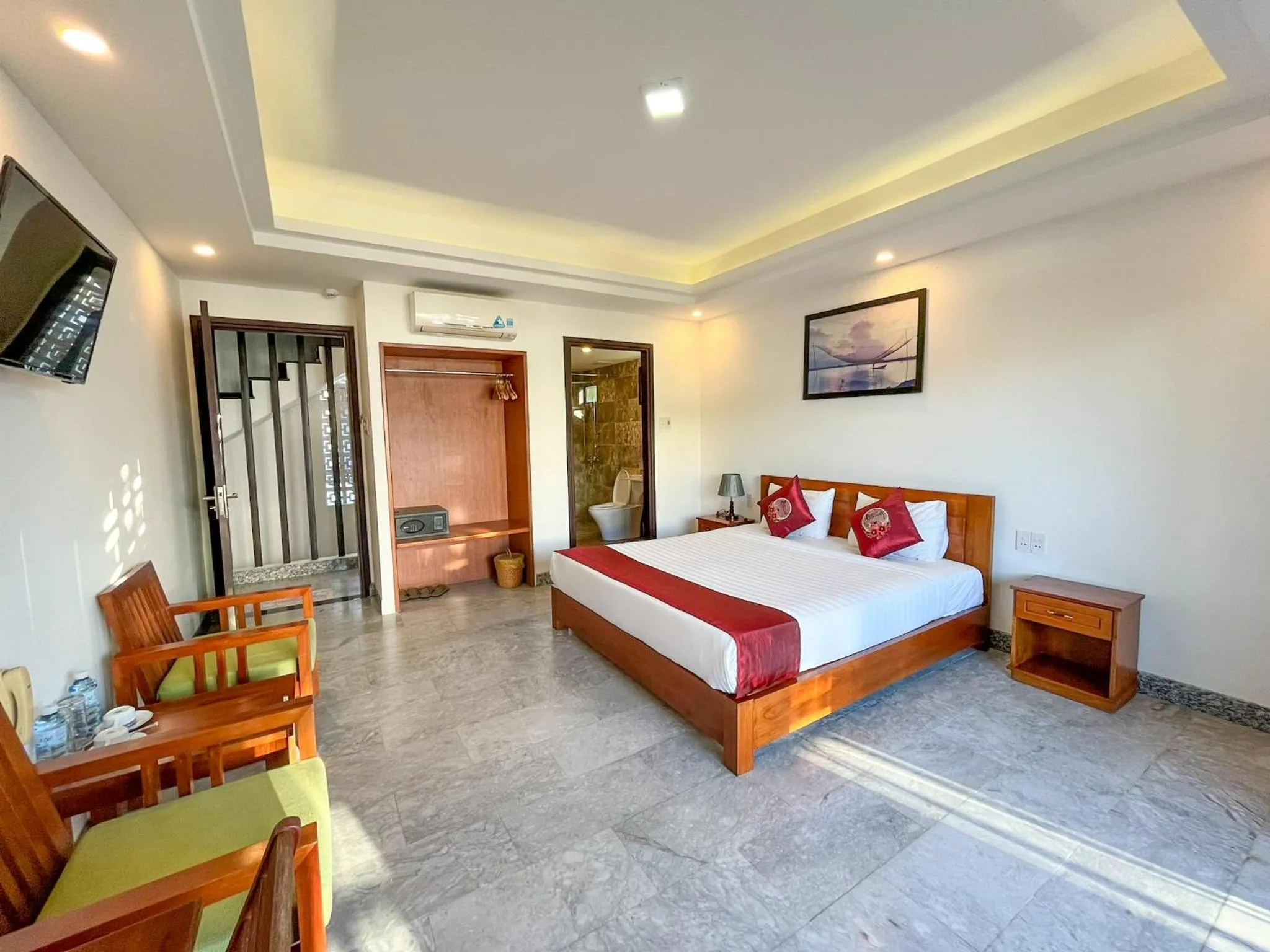 Bed in Trendy Life Villa Hoi An