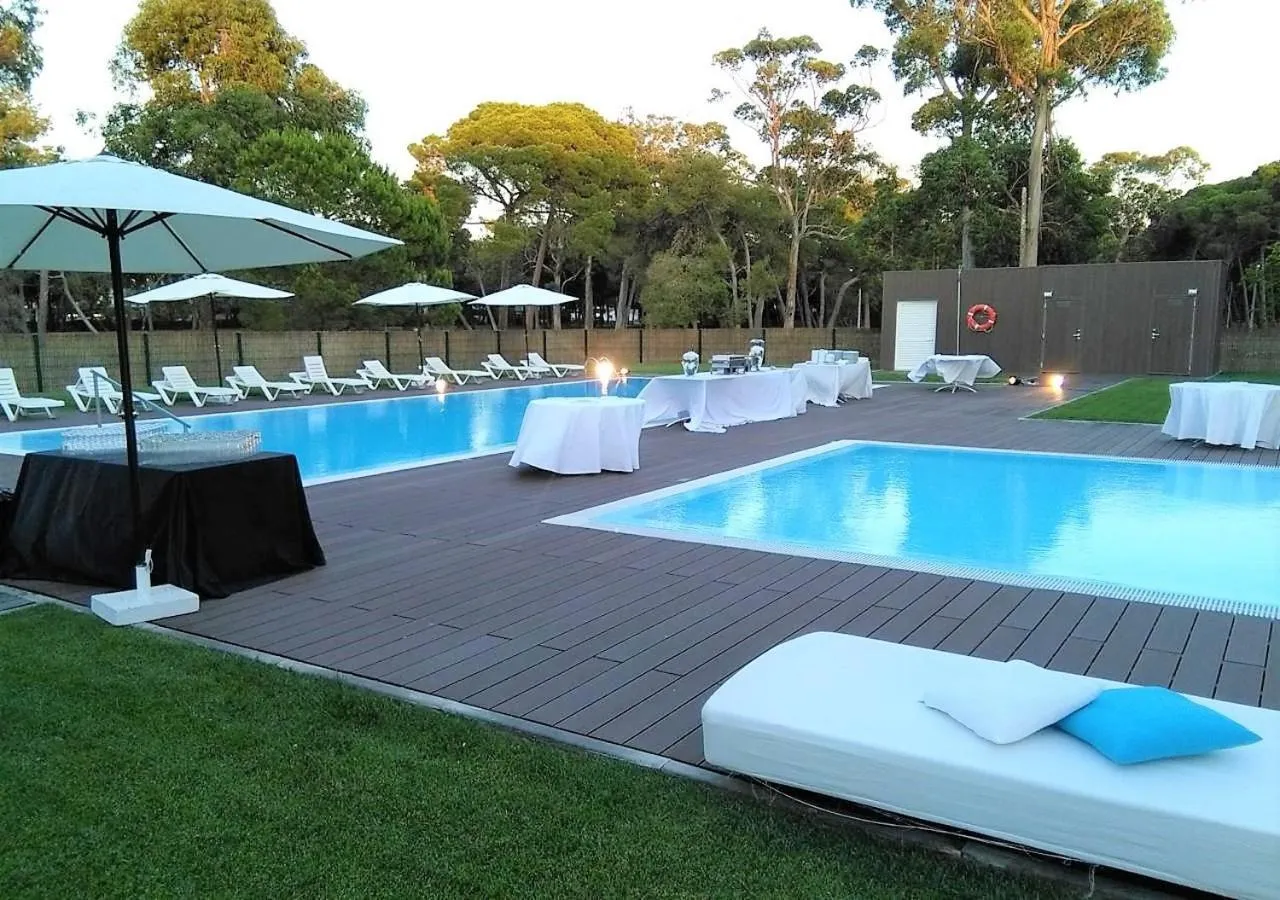 Swimming pool in INATEL Caparica