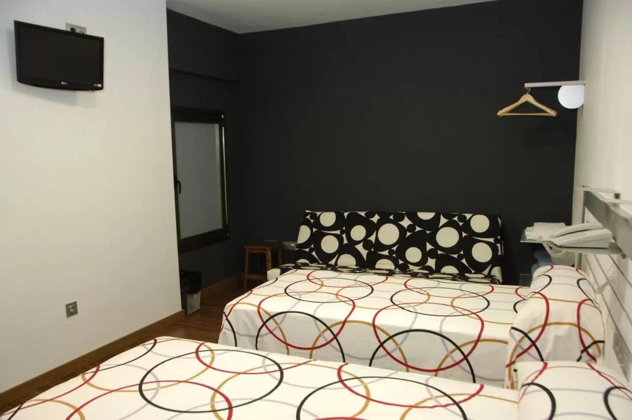 Photo of the whole room, Bed in Hotel La Colombina