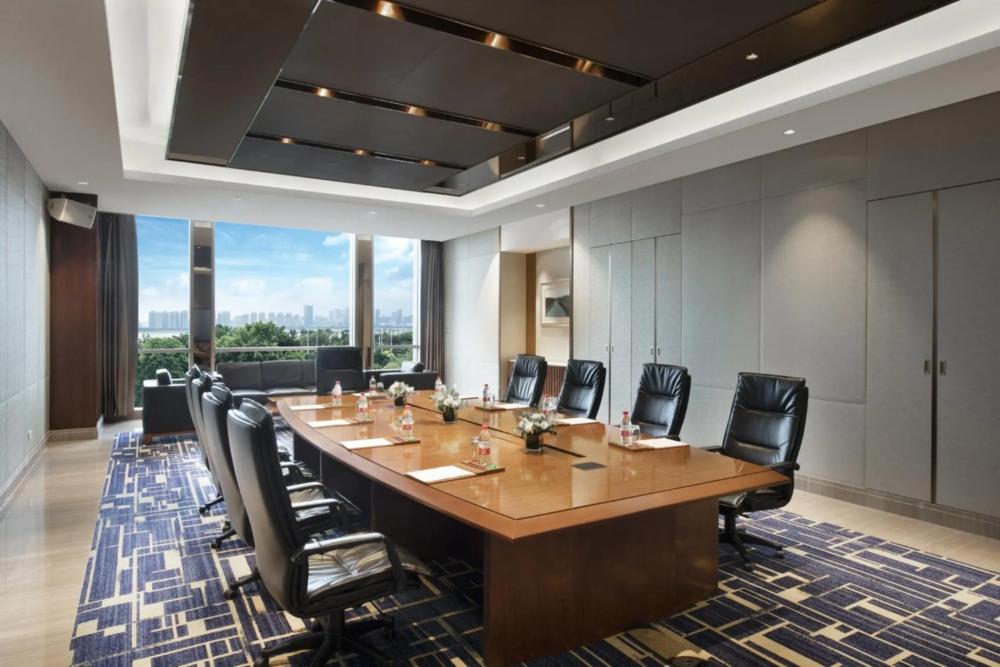 Meeting/conference room in Crowne Plaza Nanchang Riverside, an IHG Hotel
