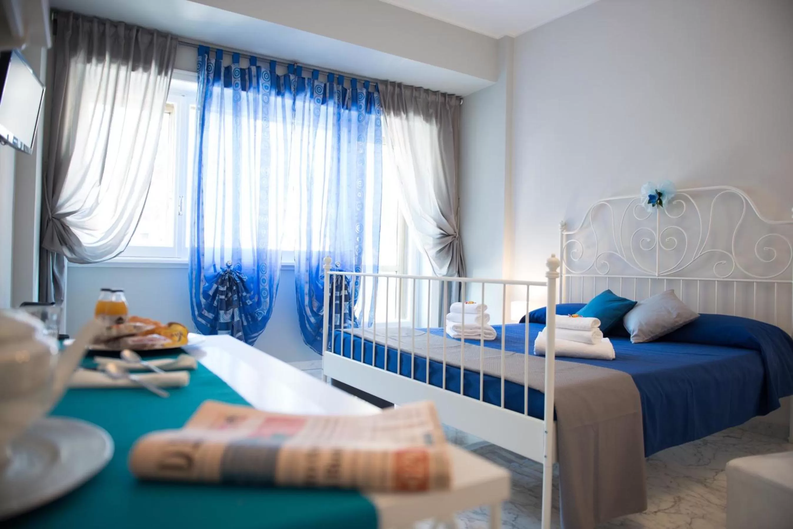 Spring, Bed in Authentic Sweet Home