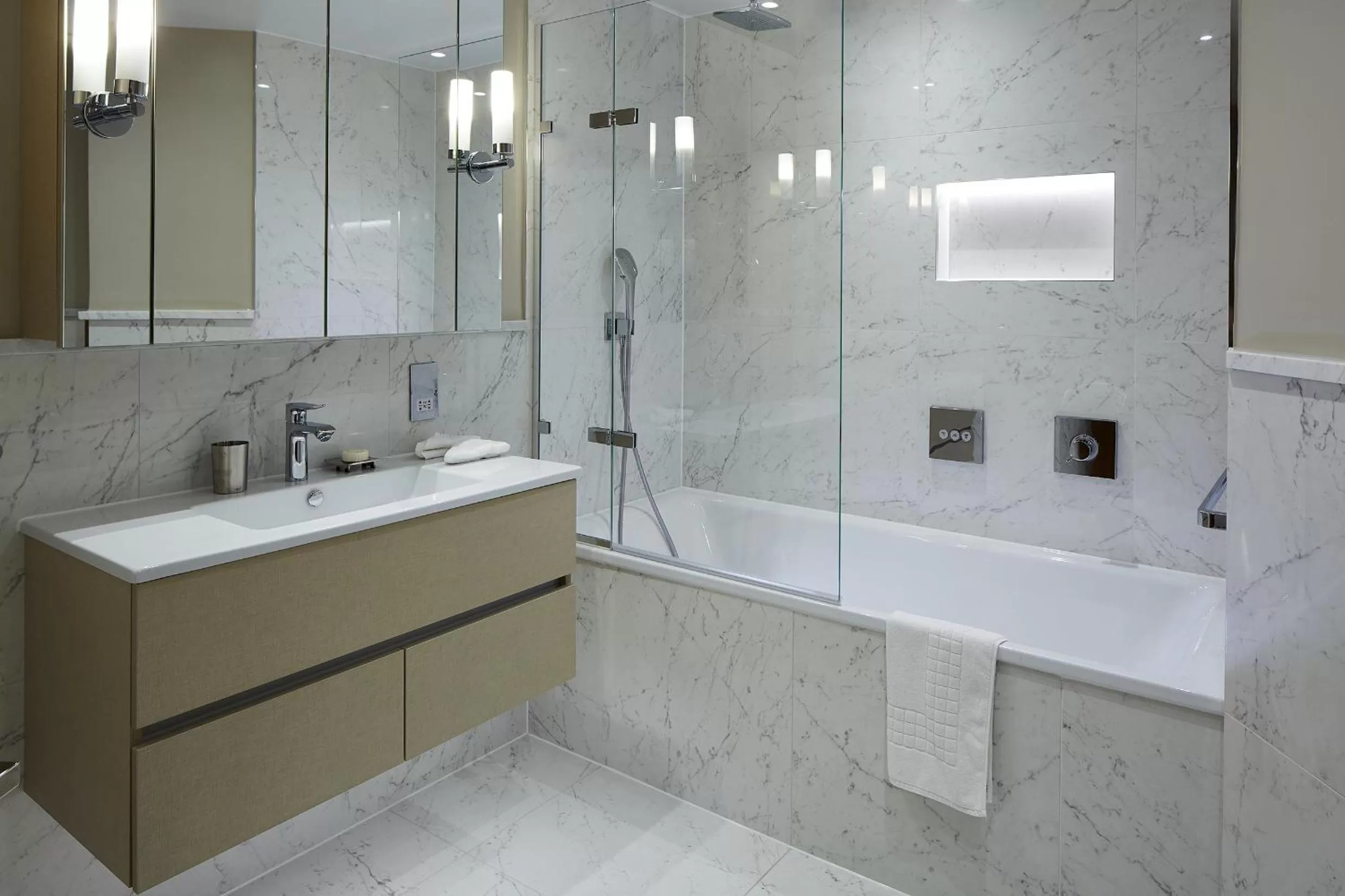 Bathroom in Cheval Gloucester Park at Kensington