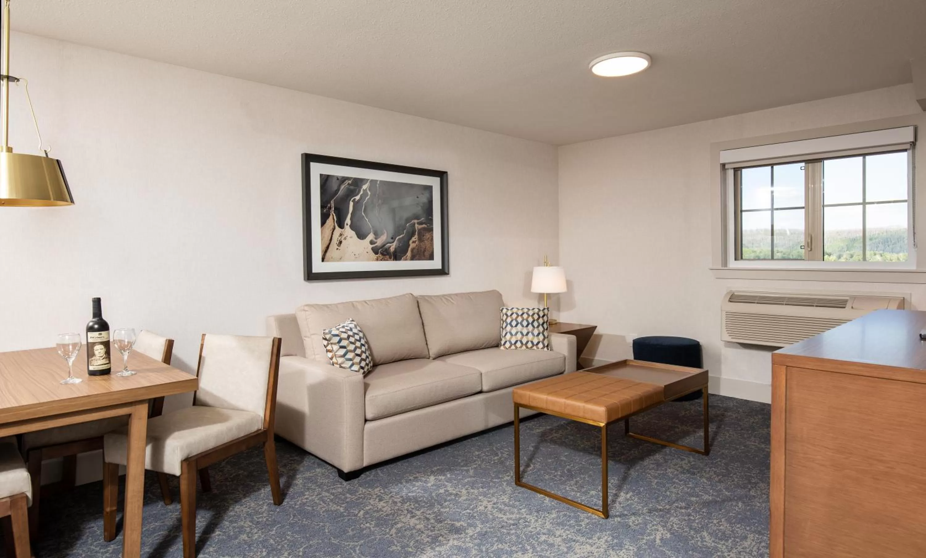 Living room in Pomeroy Hotel Fort McMurray