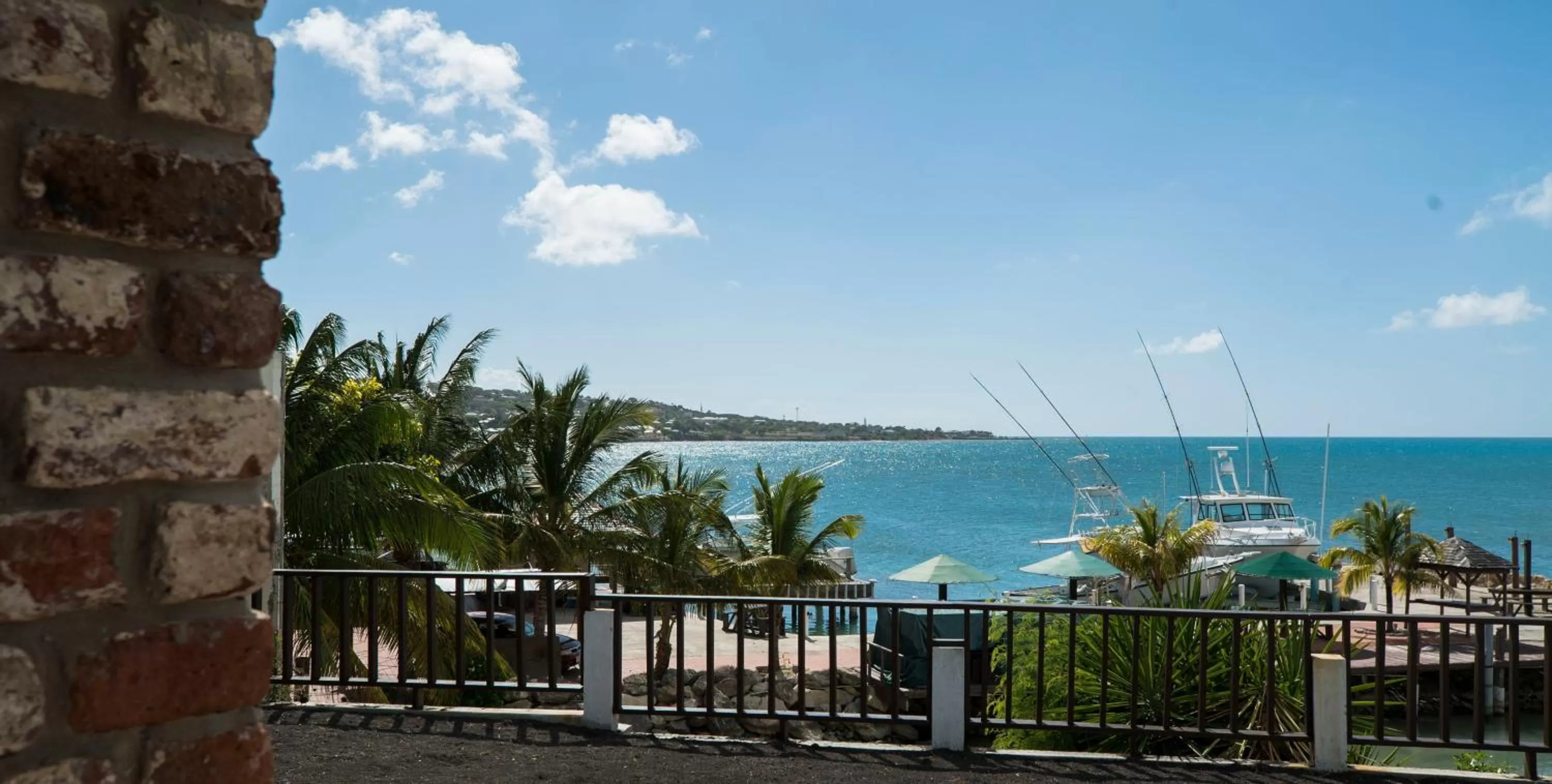 Day in Northshore Seaside Suites