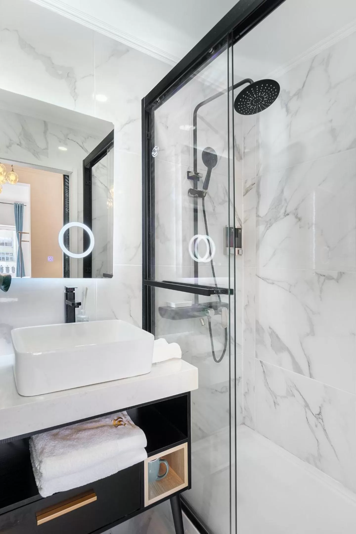 Bathroom in Lisbon 5 Hotel