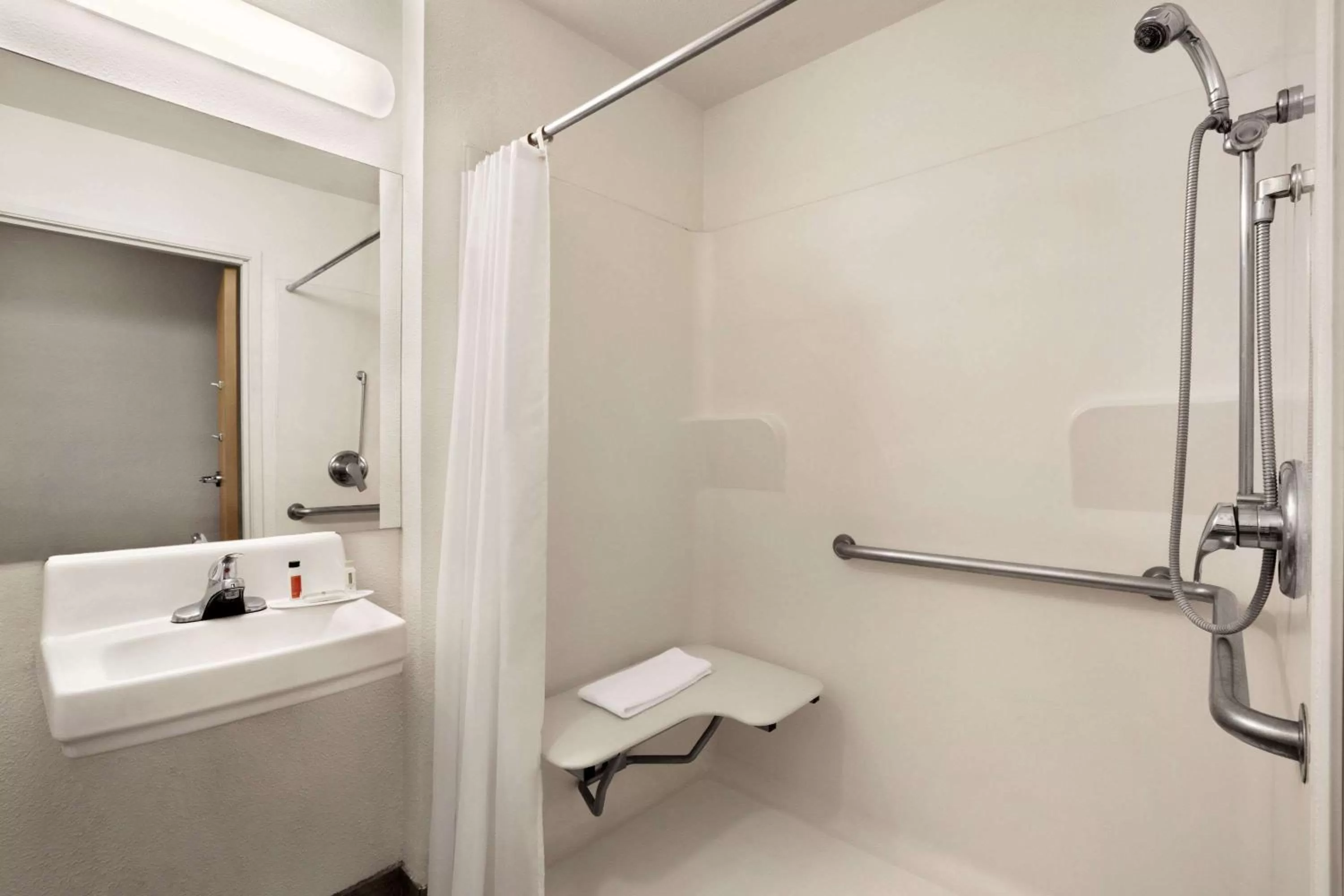 Bathroom in Travelodge by Wyndham Pecos