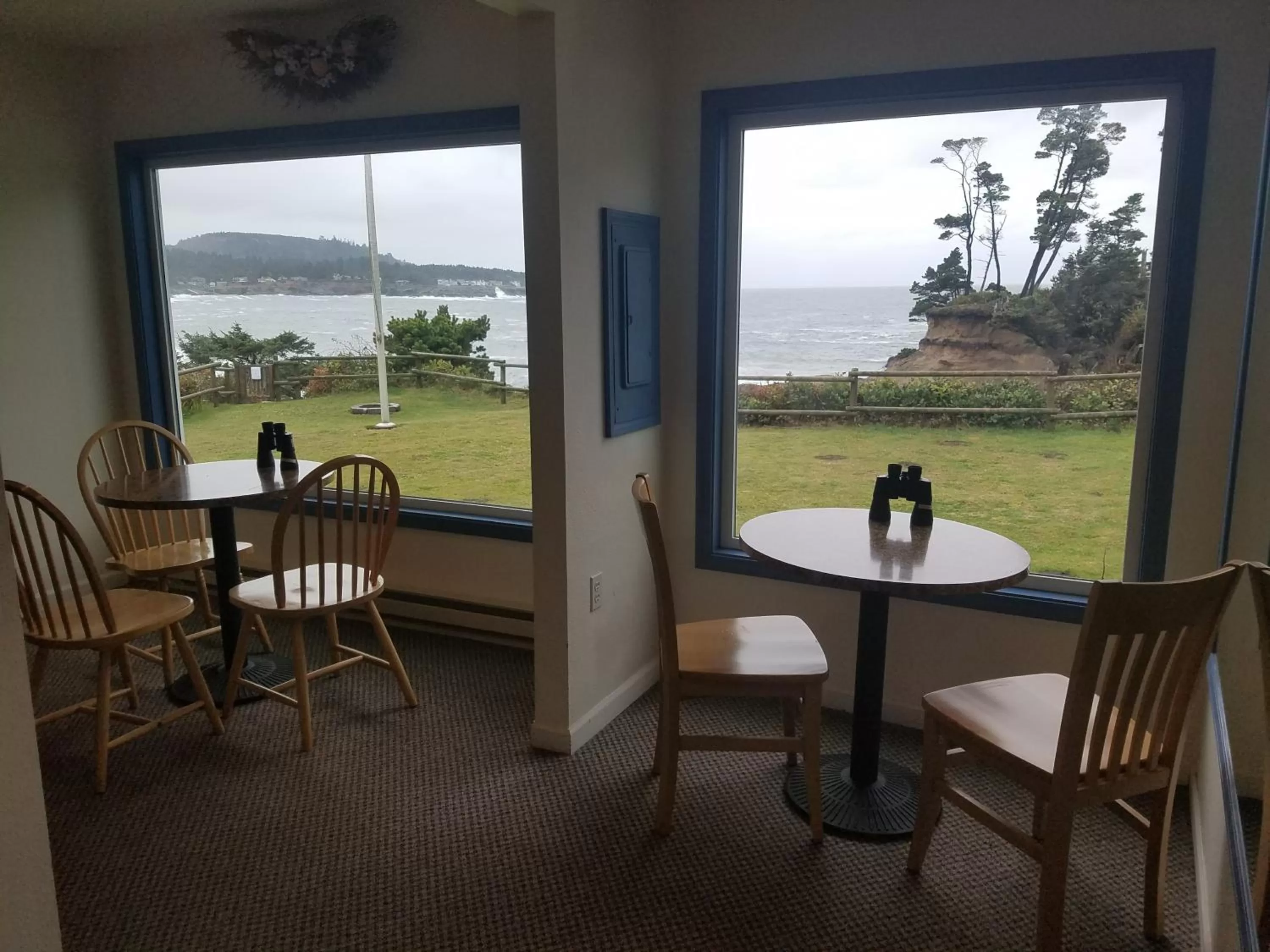 Breakfast in Inn at Arch Rock