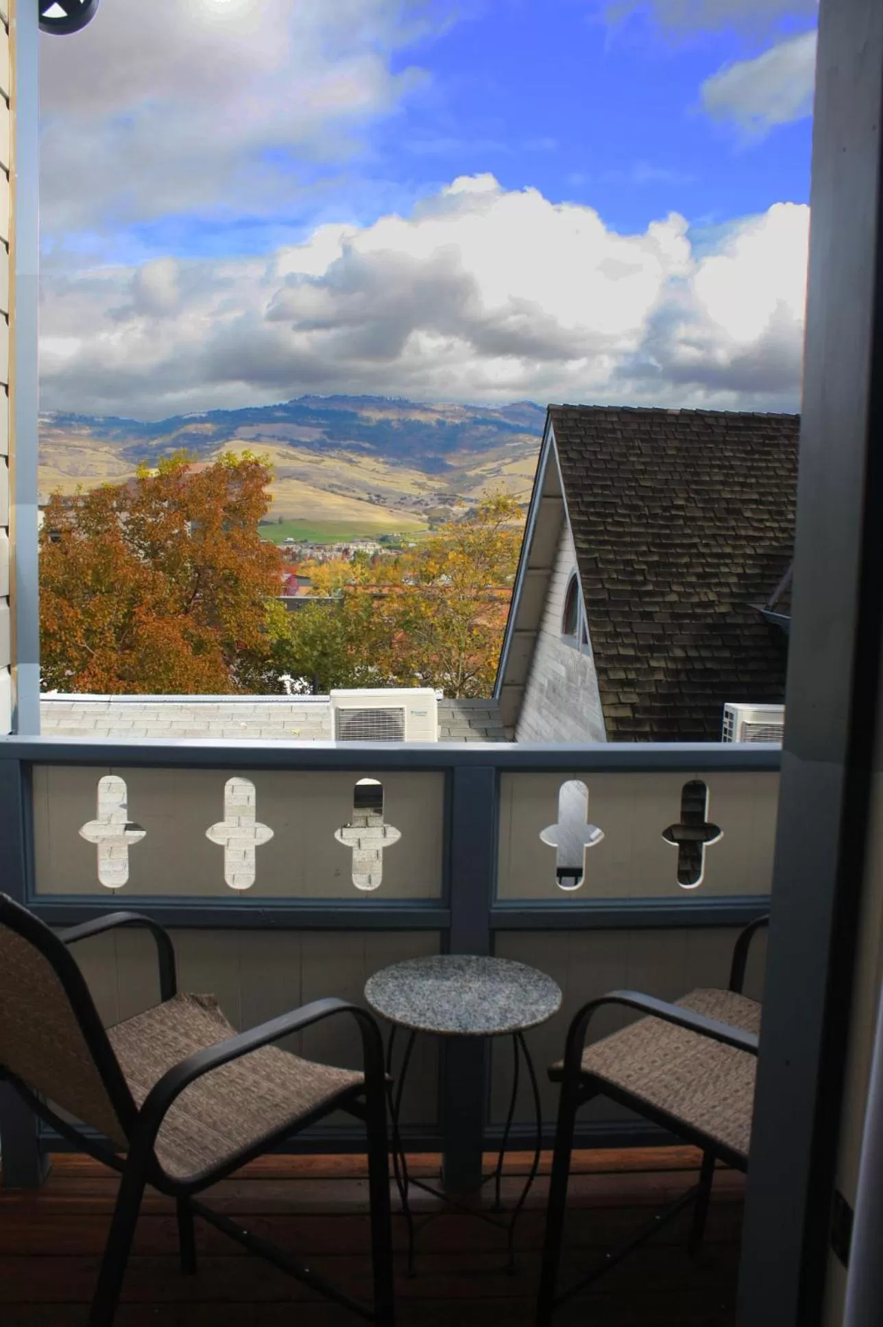 Balcony/Terrace in Winchester Inn