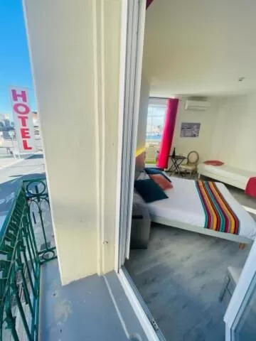 Bed in Hotel-Restaurant Du Port