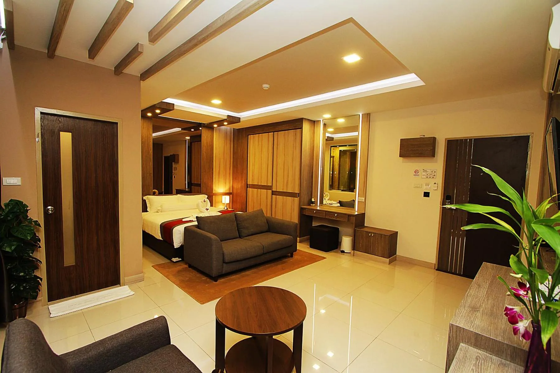 Bedroom in The Contrast i Hotel