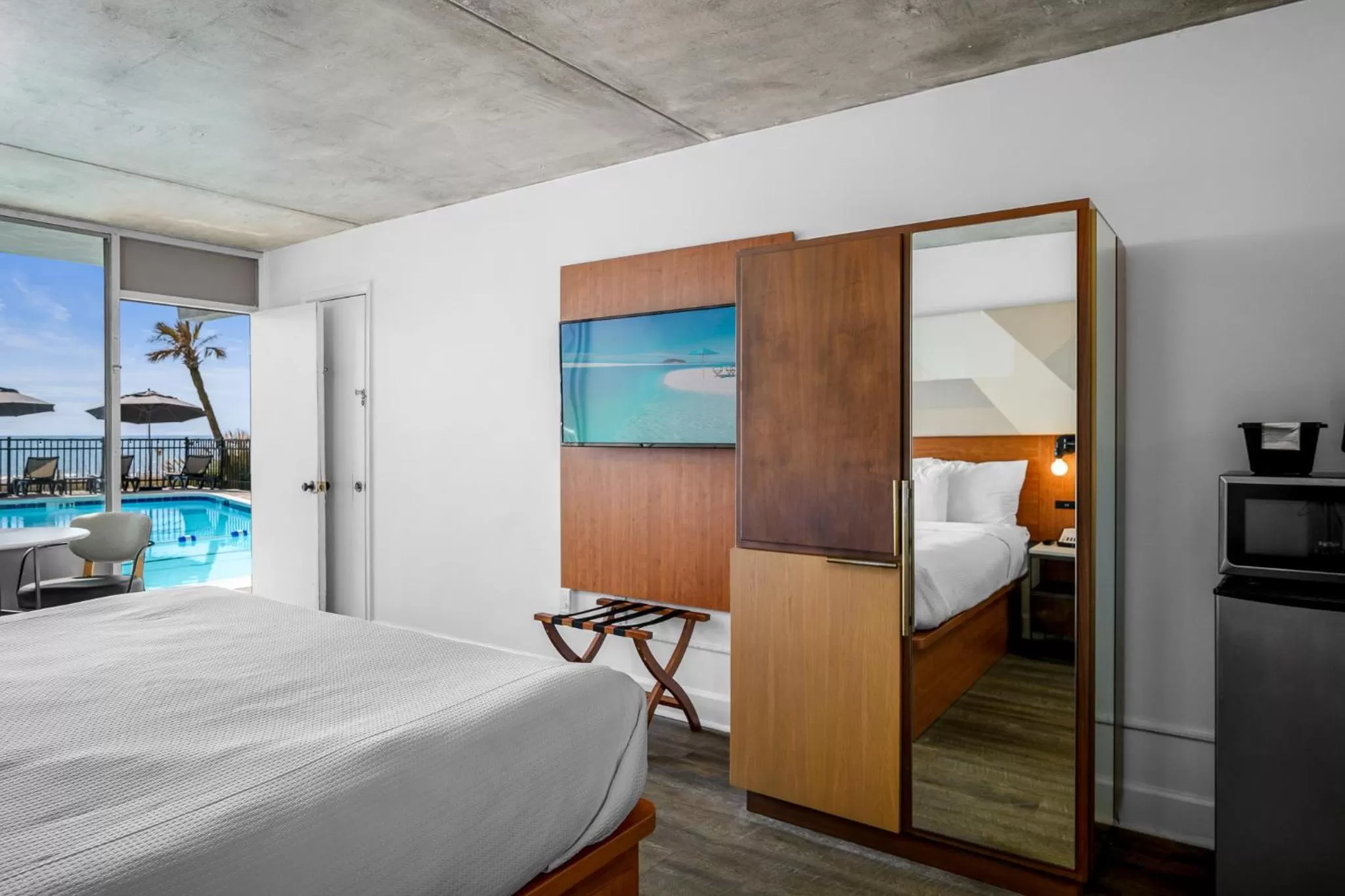 Bedroom, Bed in The Beverley Beach House