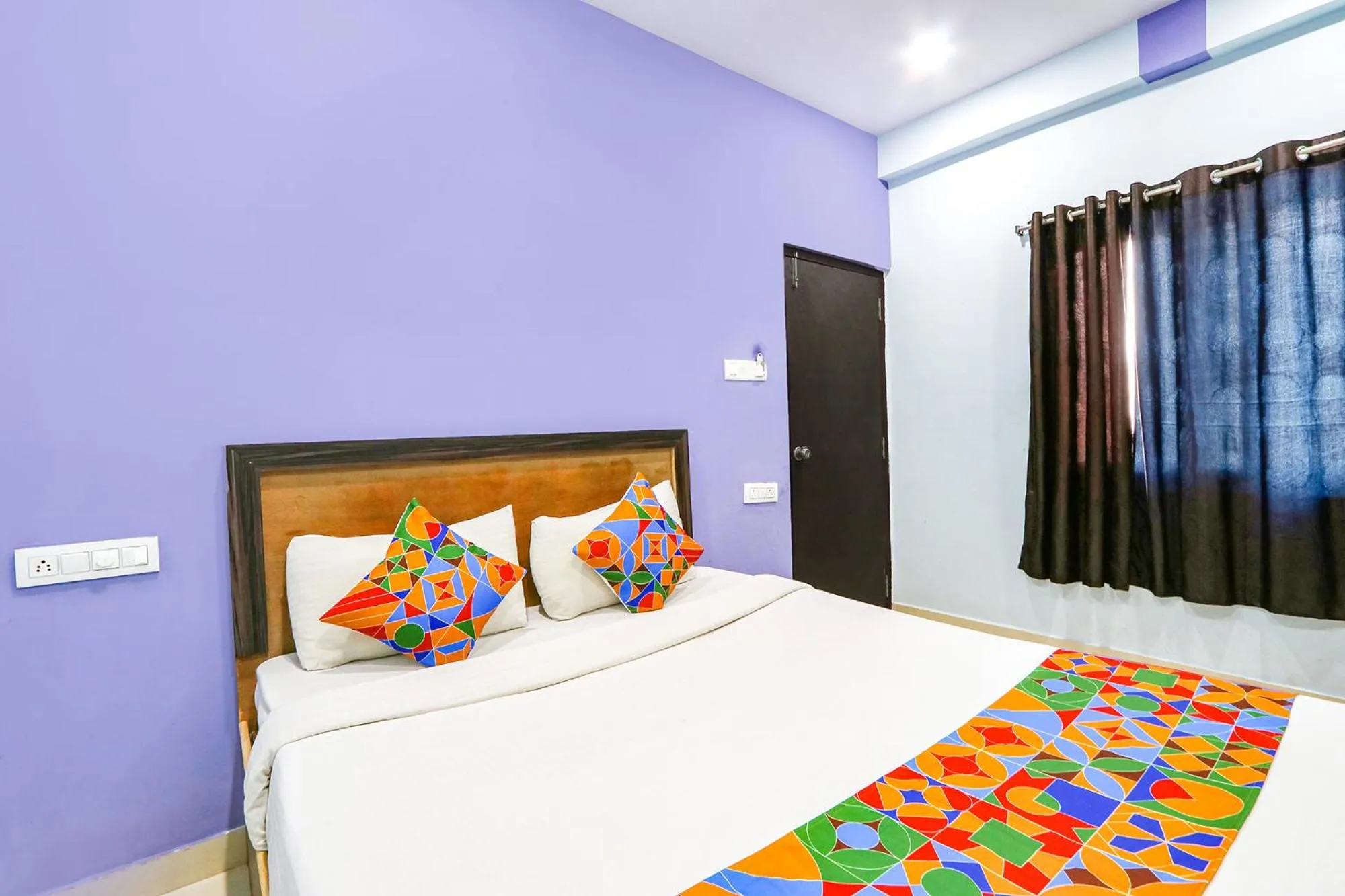 Bed in OYO Flagship Hotel Night Eye Nanakramguda