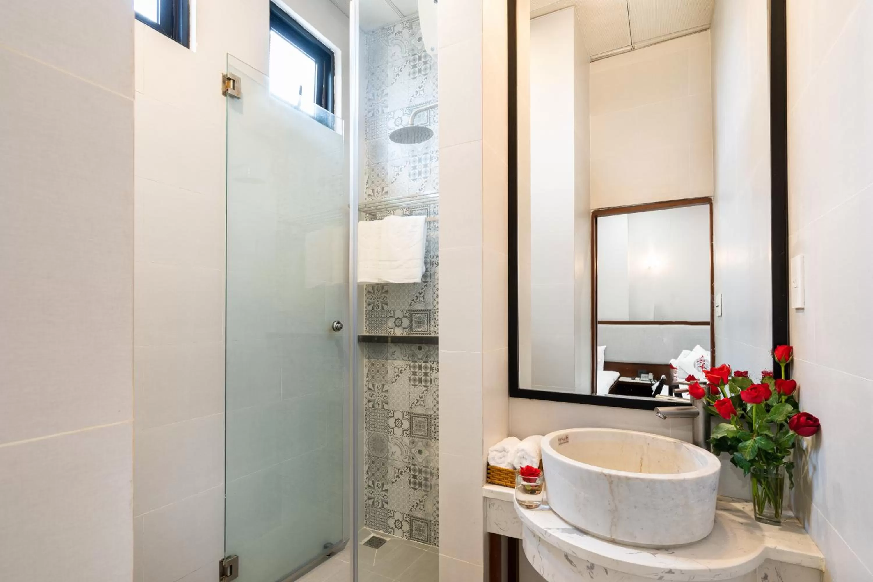 Bathroom in Văn Hoa Hotel