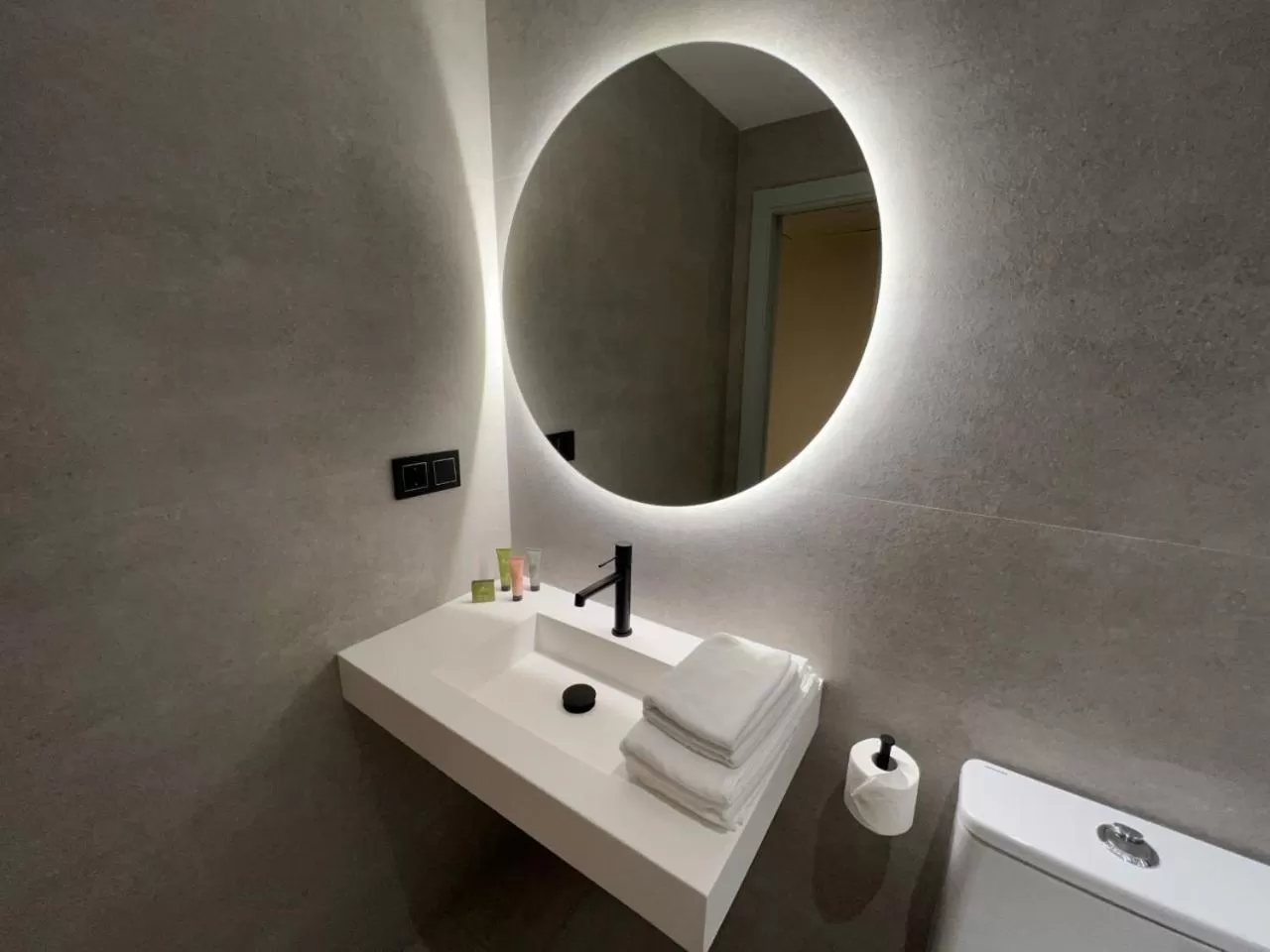 Double or Twin Room in Hotel Noy