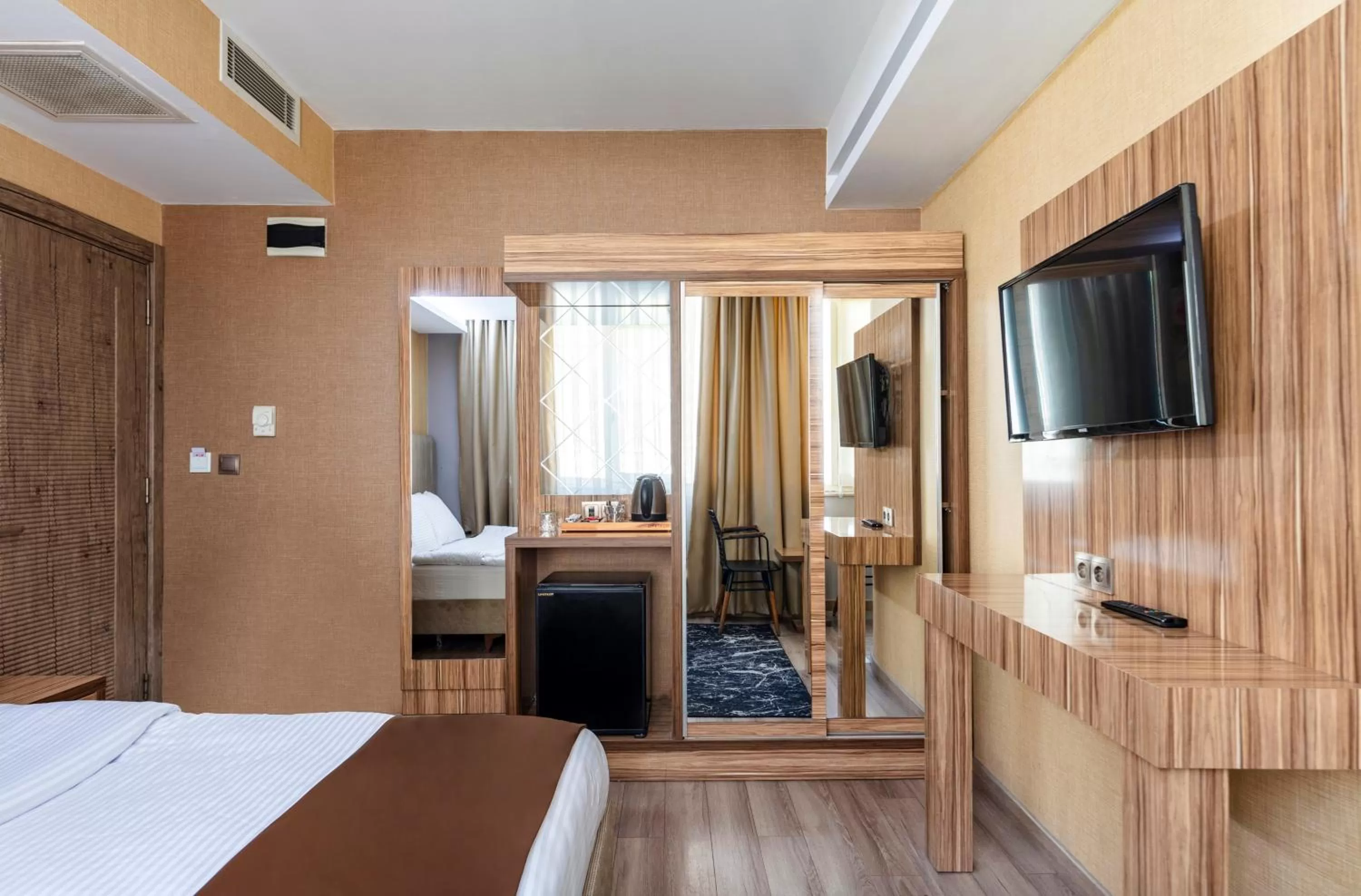 Photo of the whole room, Bed in Dem İstanbul Airport Hotel