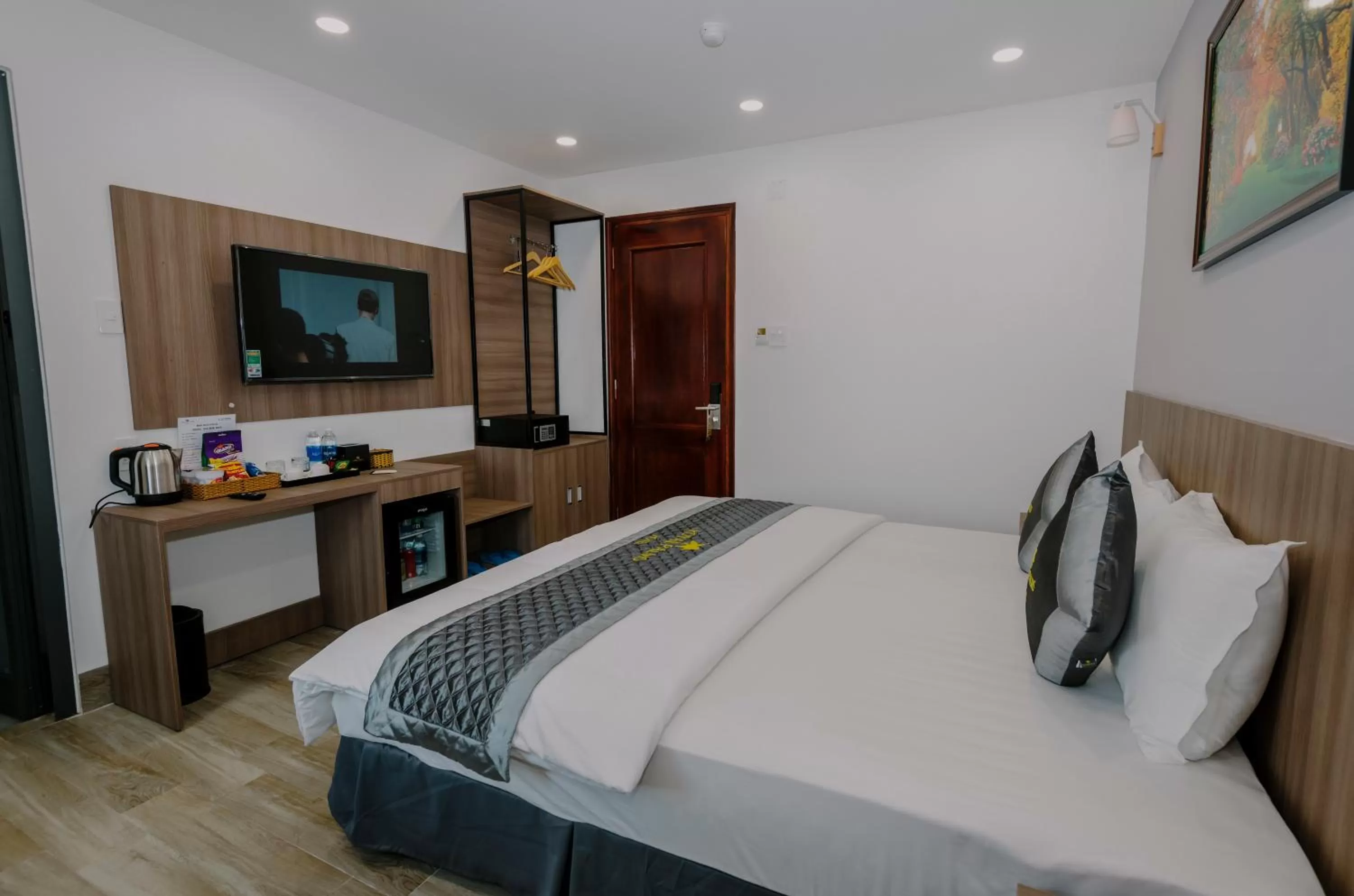 Bed in Royal Palms Hotel